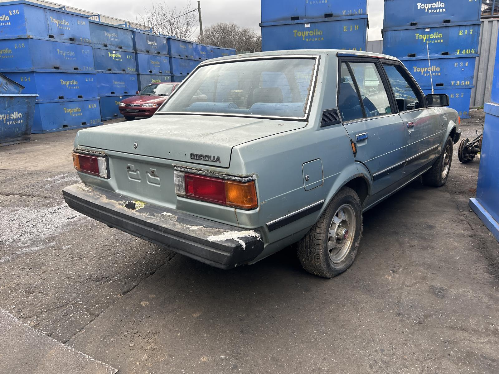 View Auto part Door/Boot/Gate Lock Toyota Corolla 1984