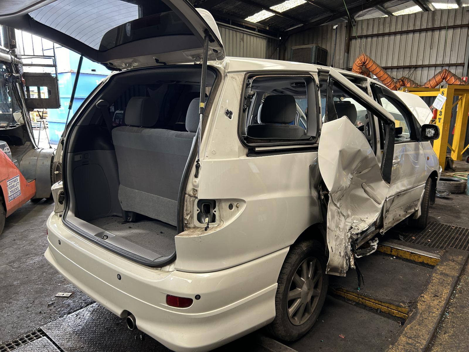 View Auto part Reverse Camera Toyota Estima 2001