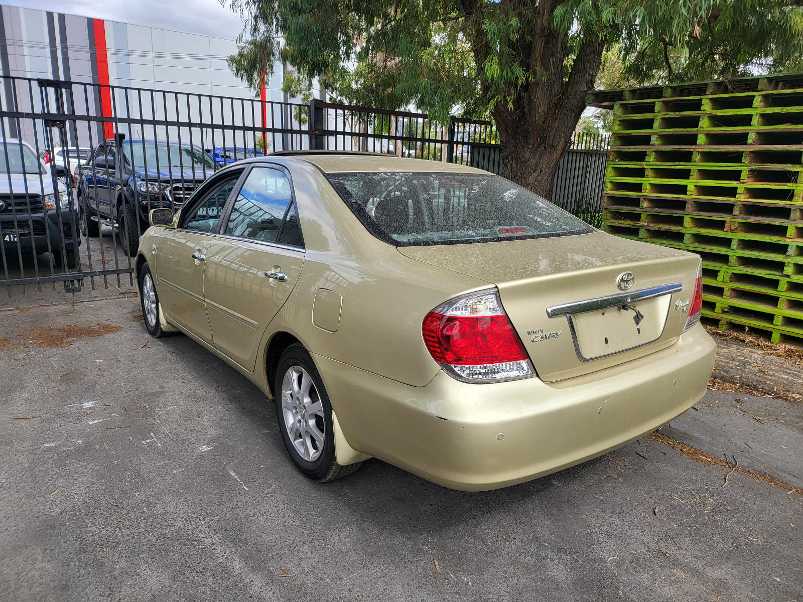2004 Toyota Camry Radiator View Auto part Radiator Toyota Camry 2004
