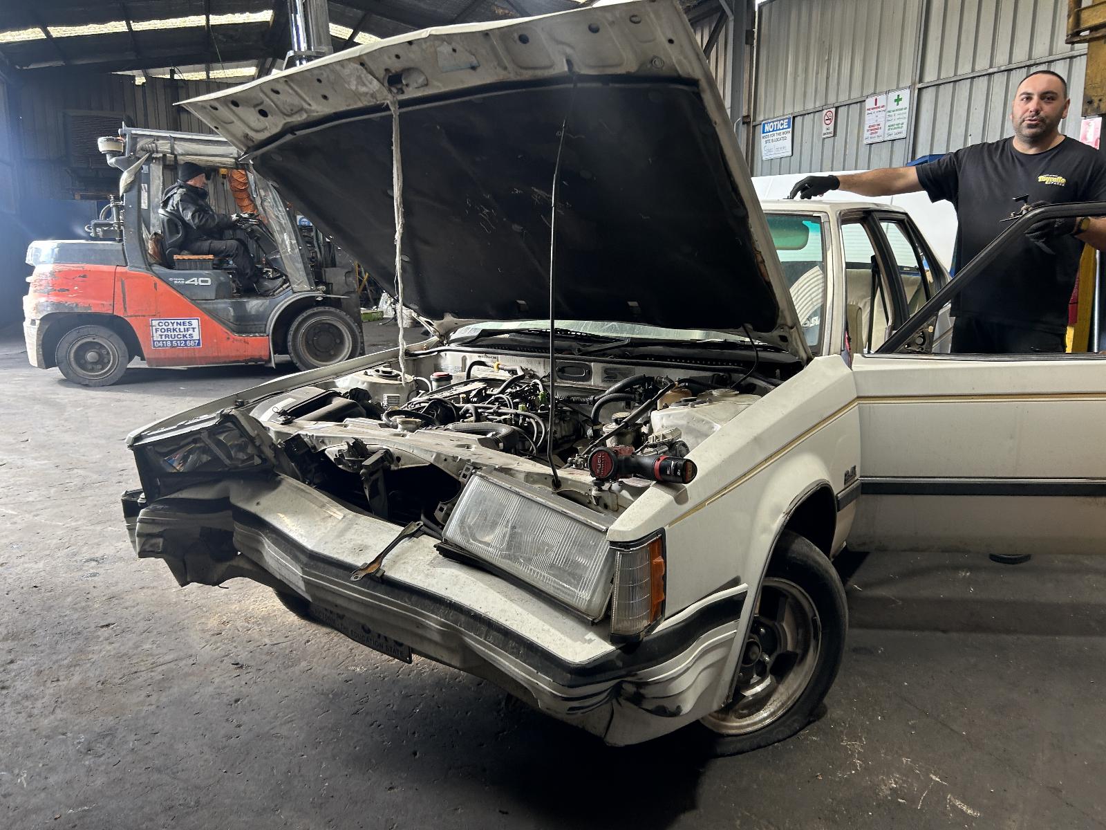 View Auto part Steering Pump Toyota Corona 1985