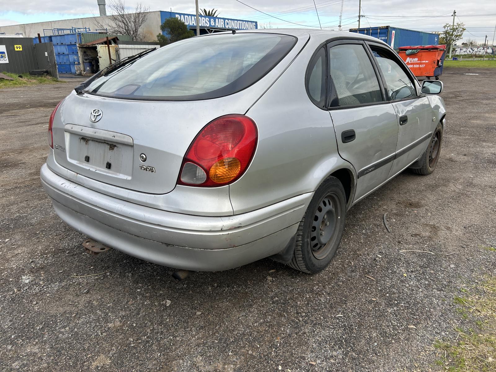 View Auto part Left Indicator/Fog/Side Toyota Corolla 2000