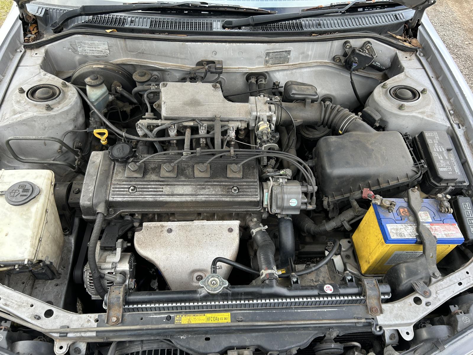 View Auto part Left Indicator/Fog/Side Toyota Corolla 2000
