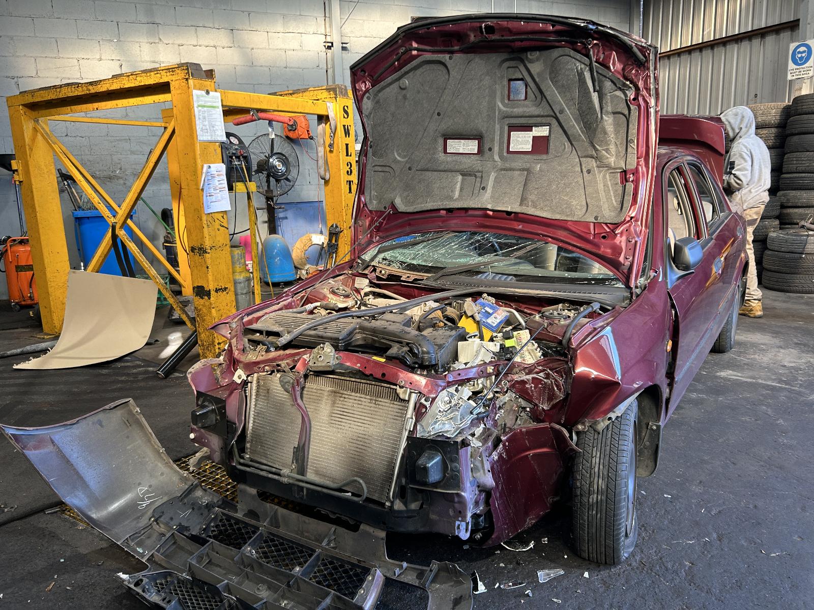 View Auto part Alternator Mazda 323 1998