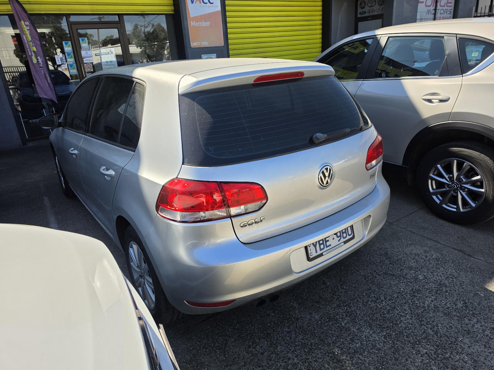 2010 Volkswagen Golf Rear Garnish View Auto part Rear Garnish Volkswagen Golf 2010