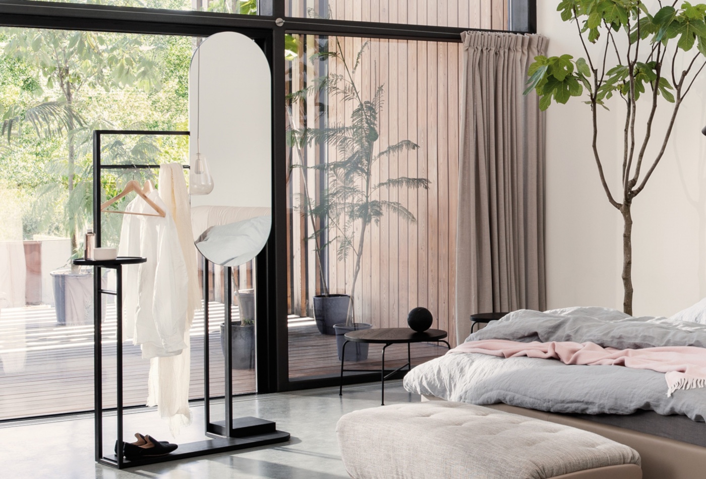 907 Valet Stand Rolf Benz 5