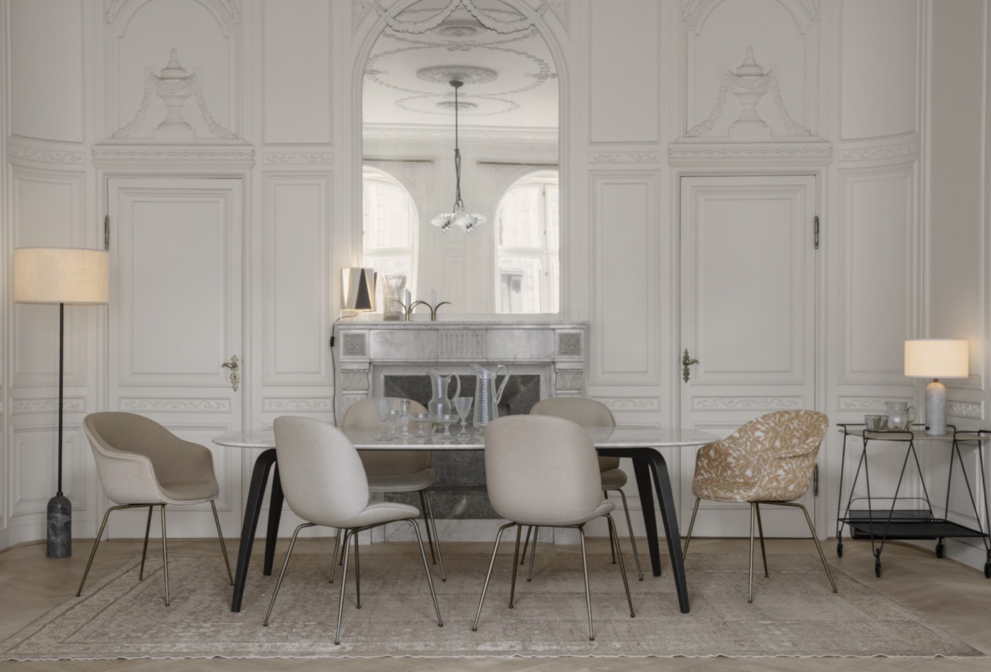 Gubi Bat Dining Fully Uph 1 4