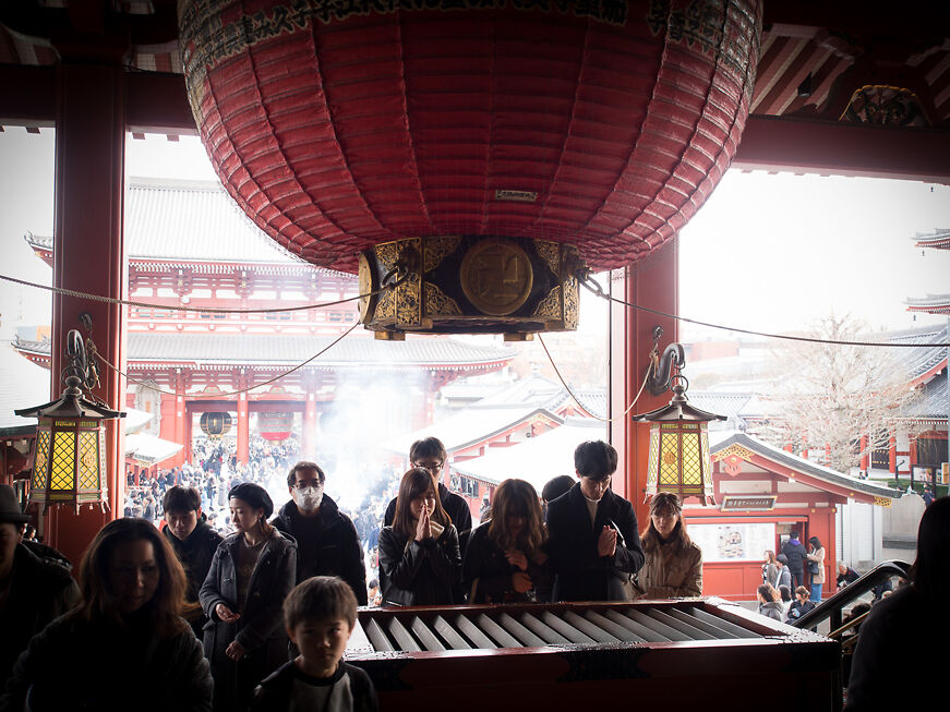 Looking from inside to out, prayers at Sensō-ji