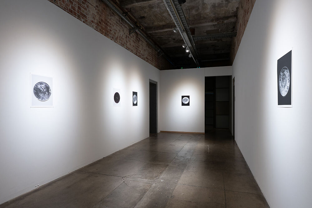 "Marina Rosenfeld: Material Issue,” installation view, the Substation. Photo by Machiko Abe
