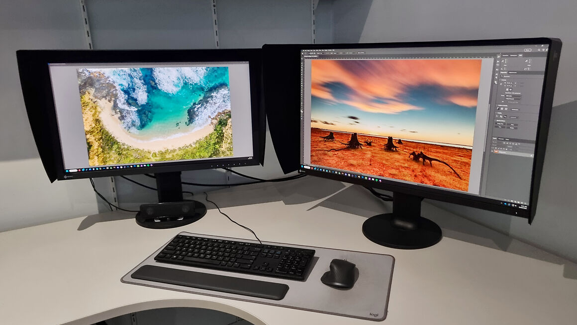 CG2700S (left) vs CS3200X (right) - note the size difference