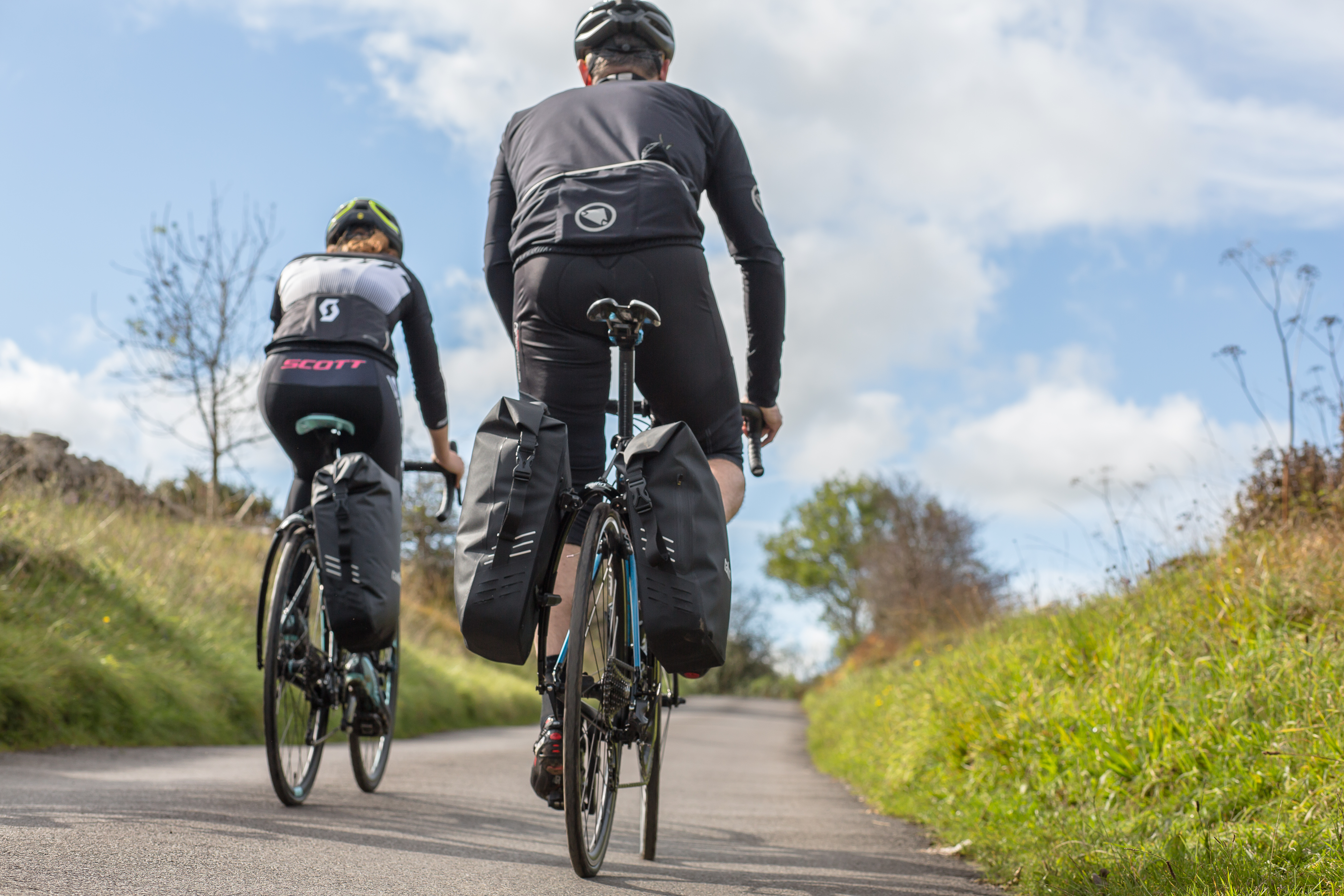 tailfin t1 carbon pannier rack