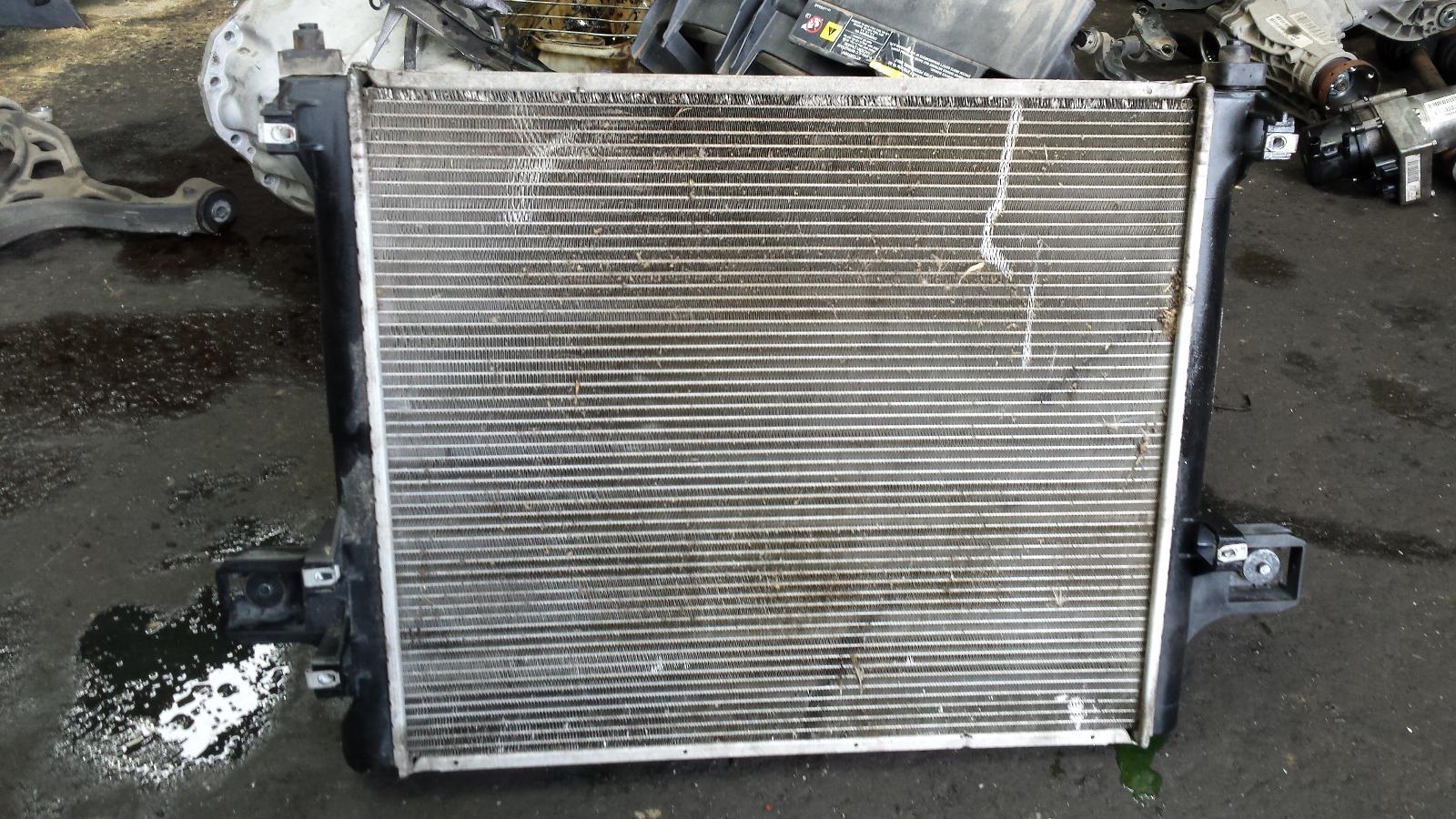 View Auto part Radiator Jeep Commander 2006