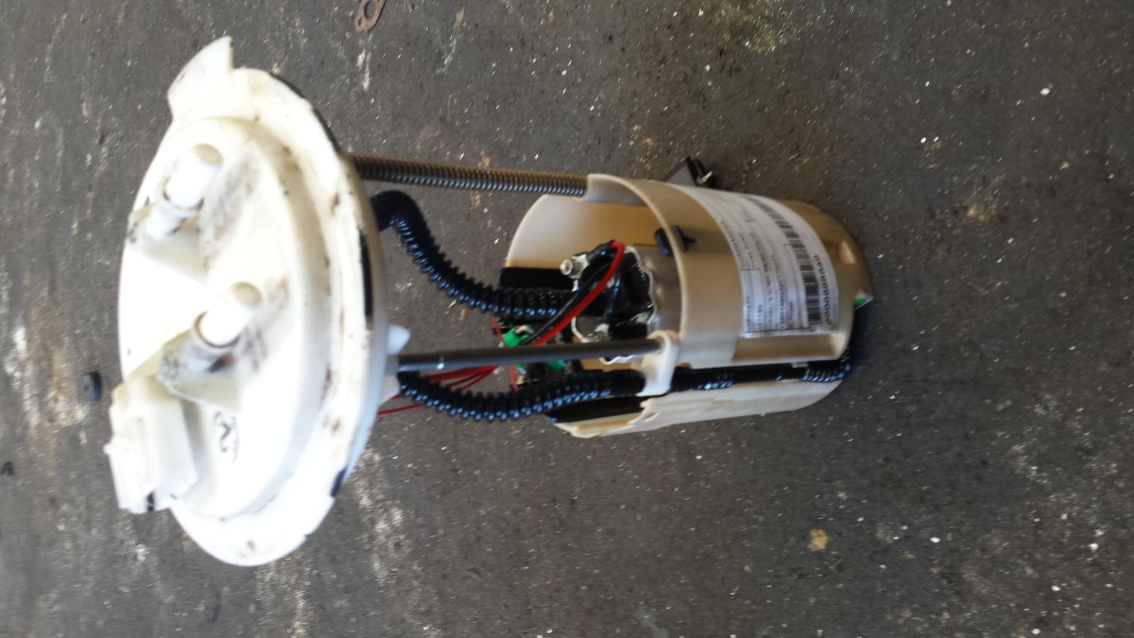 View Auto part Fuel Pump Jeep Commander 2006