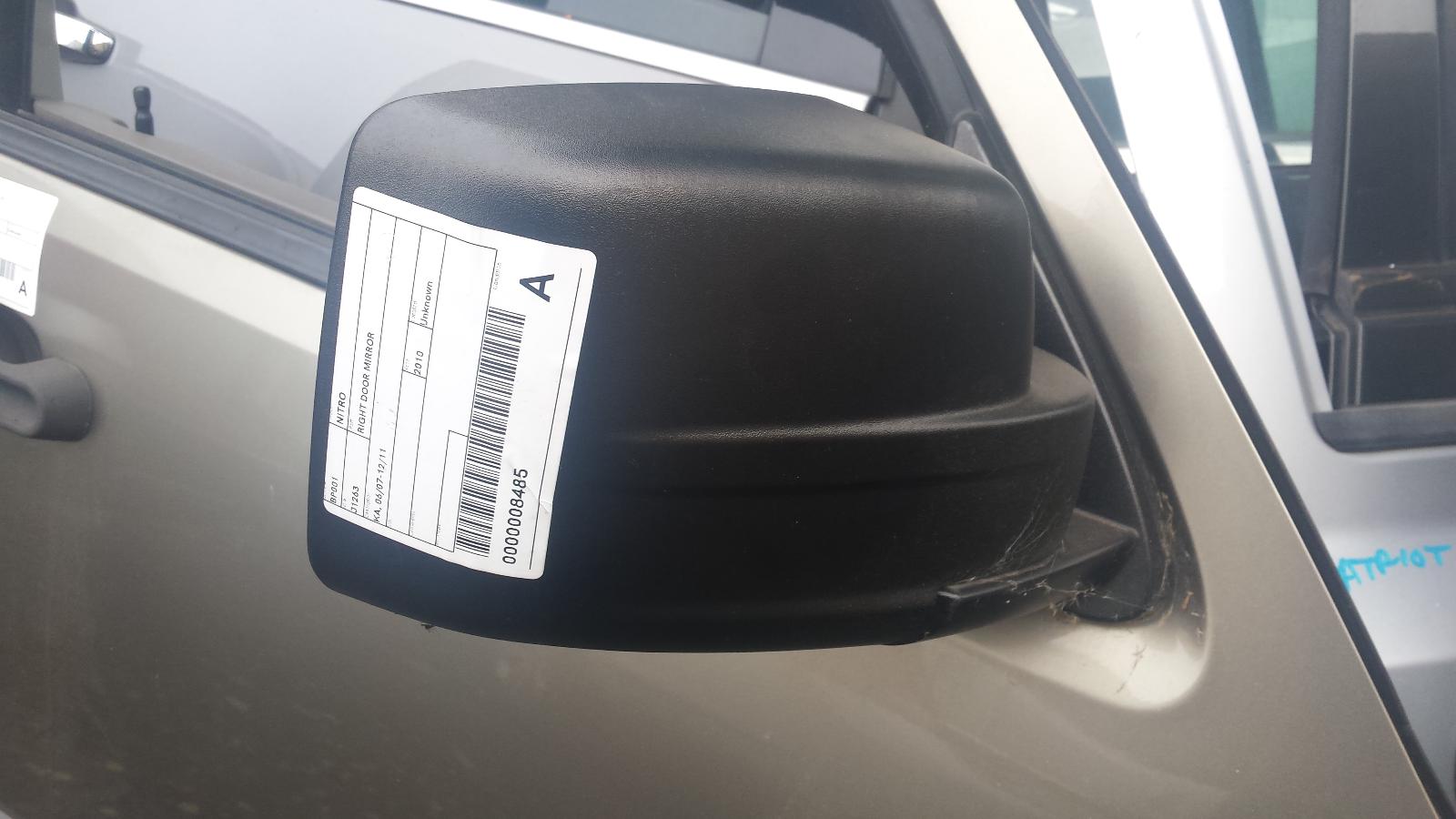 View Auto part Right Door Mirror Dodge Nitro 2010