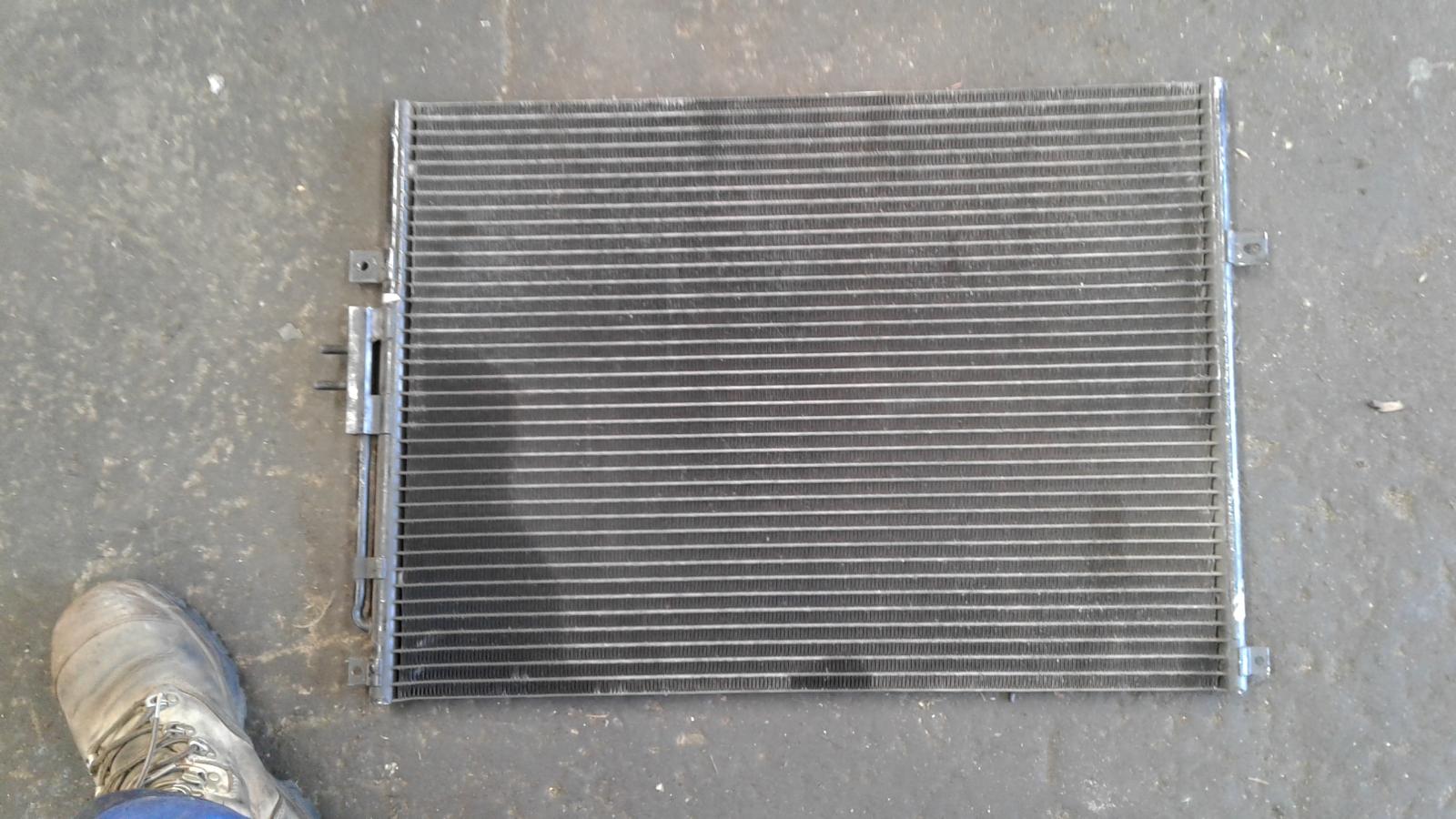 View Auto part A/C Condenser Jeep Grandcherokee 2001