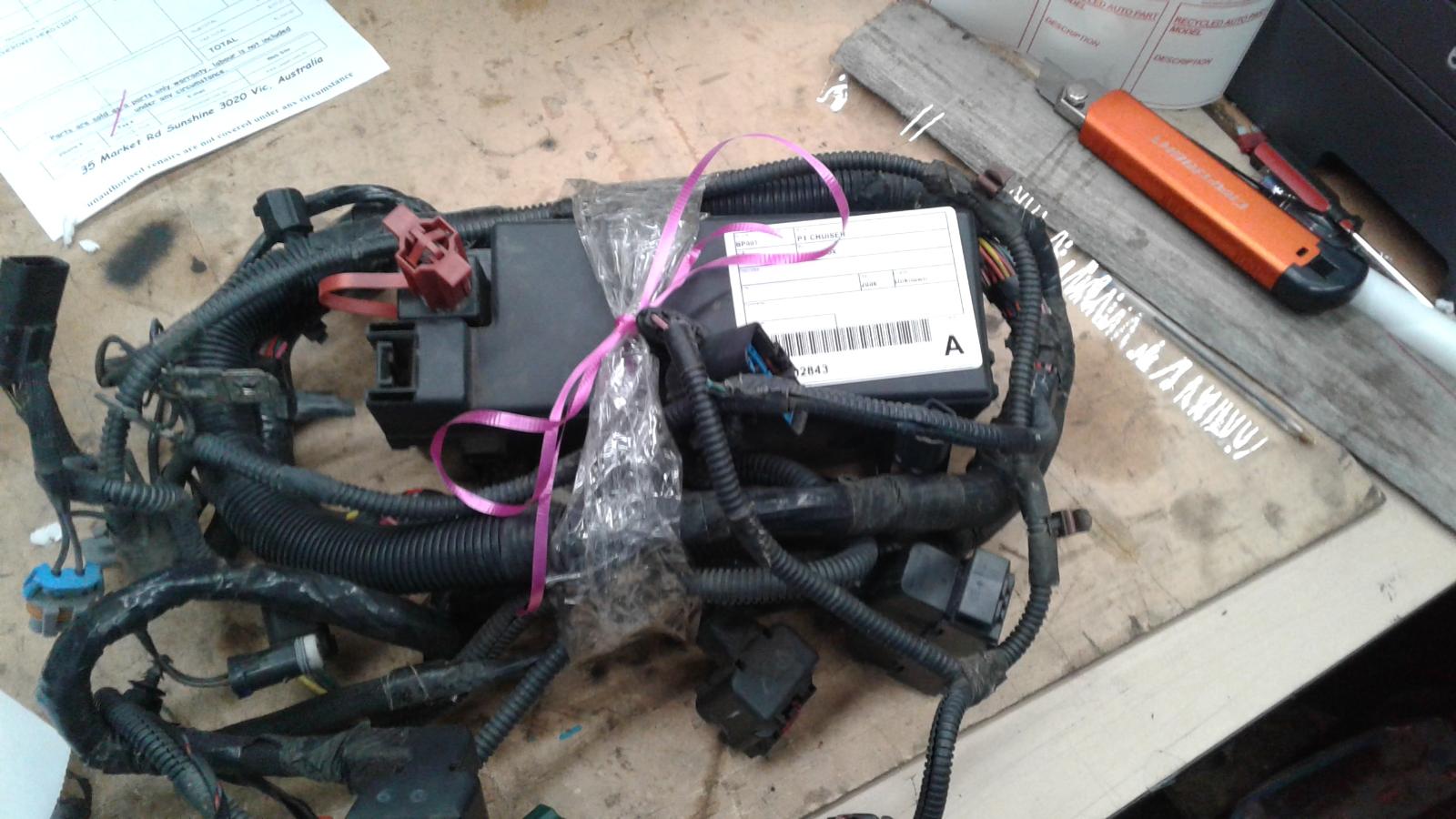 View Auto part Fuse Box Chrysler Pt Cruiser 2006