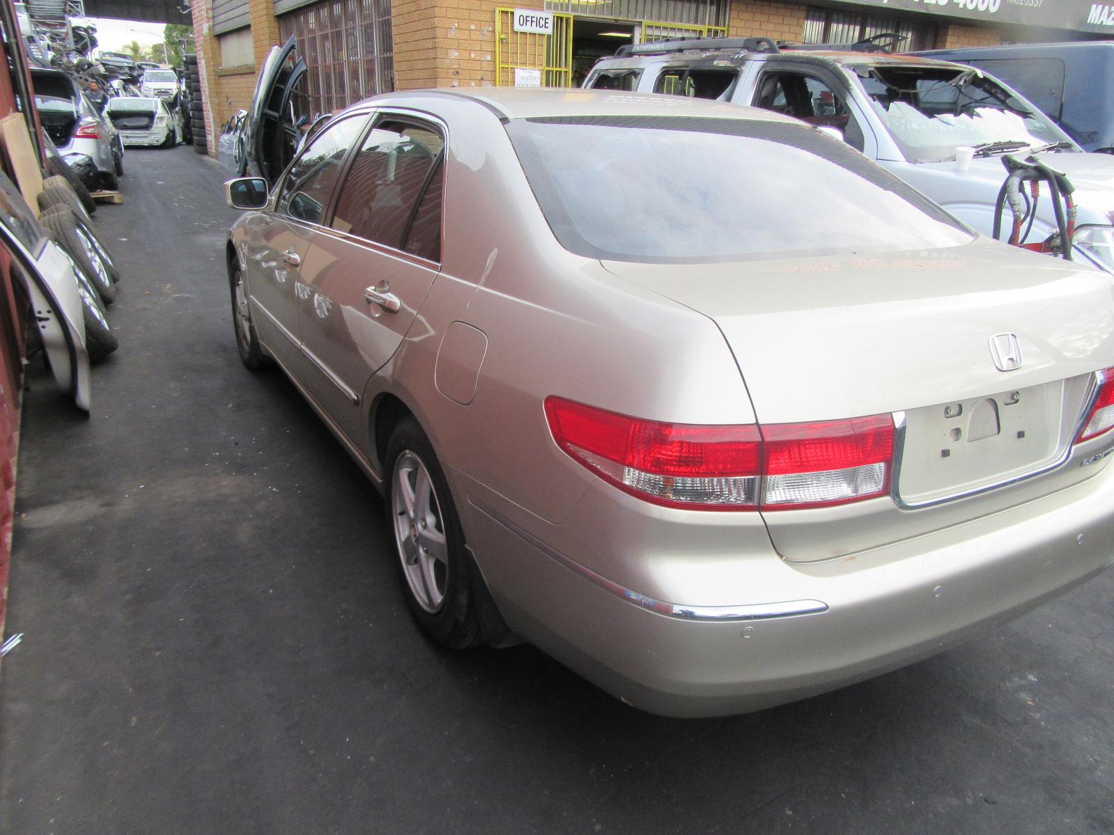 View Auto part Left Taillight Honda Accord 2005