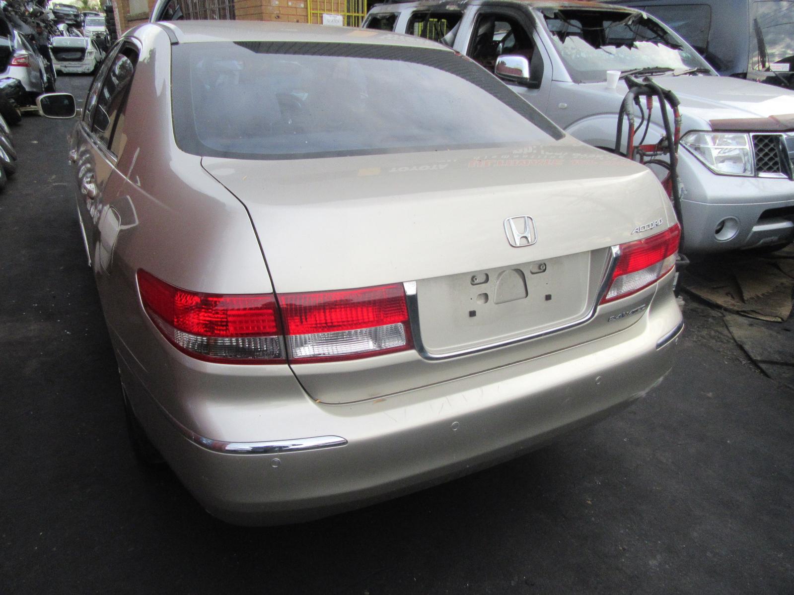 View Auto part Left Taillight Honda Accord 2005