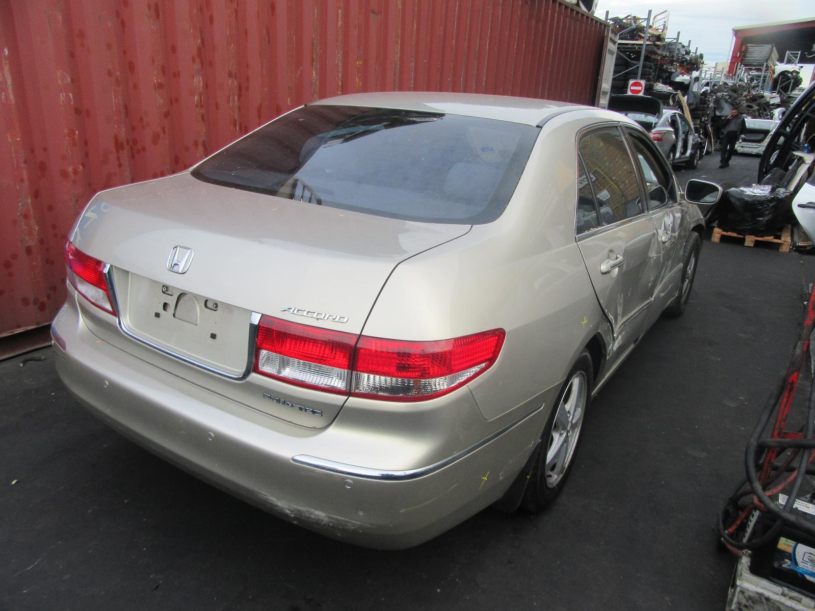View Auto part Left Taillight Honda Accord 2005