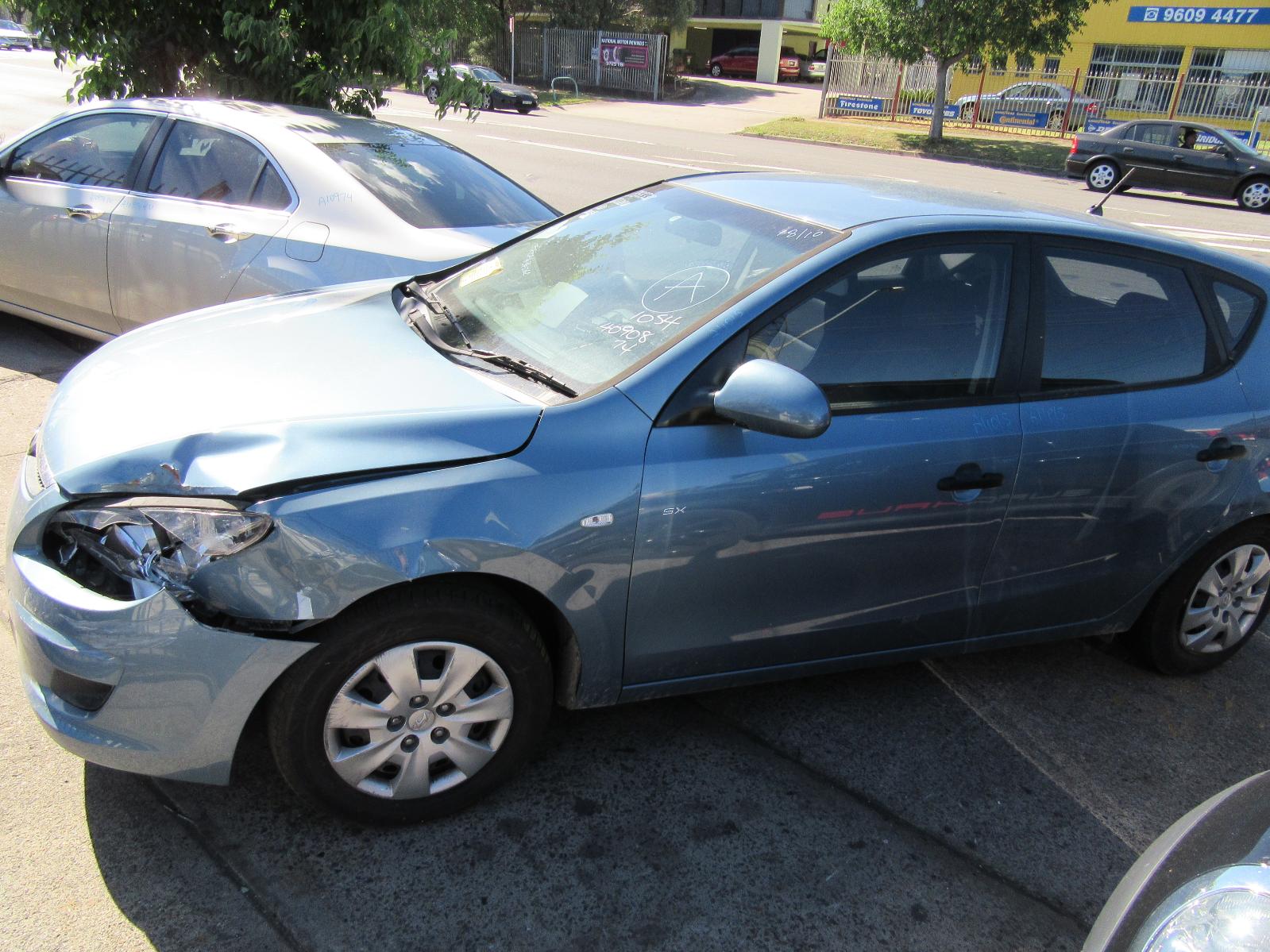 View Auto part Left Door Mirror Hyundai I30 2009