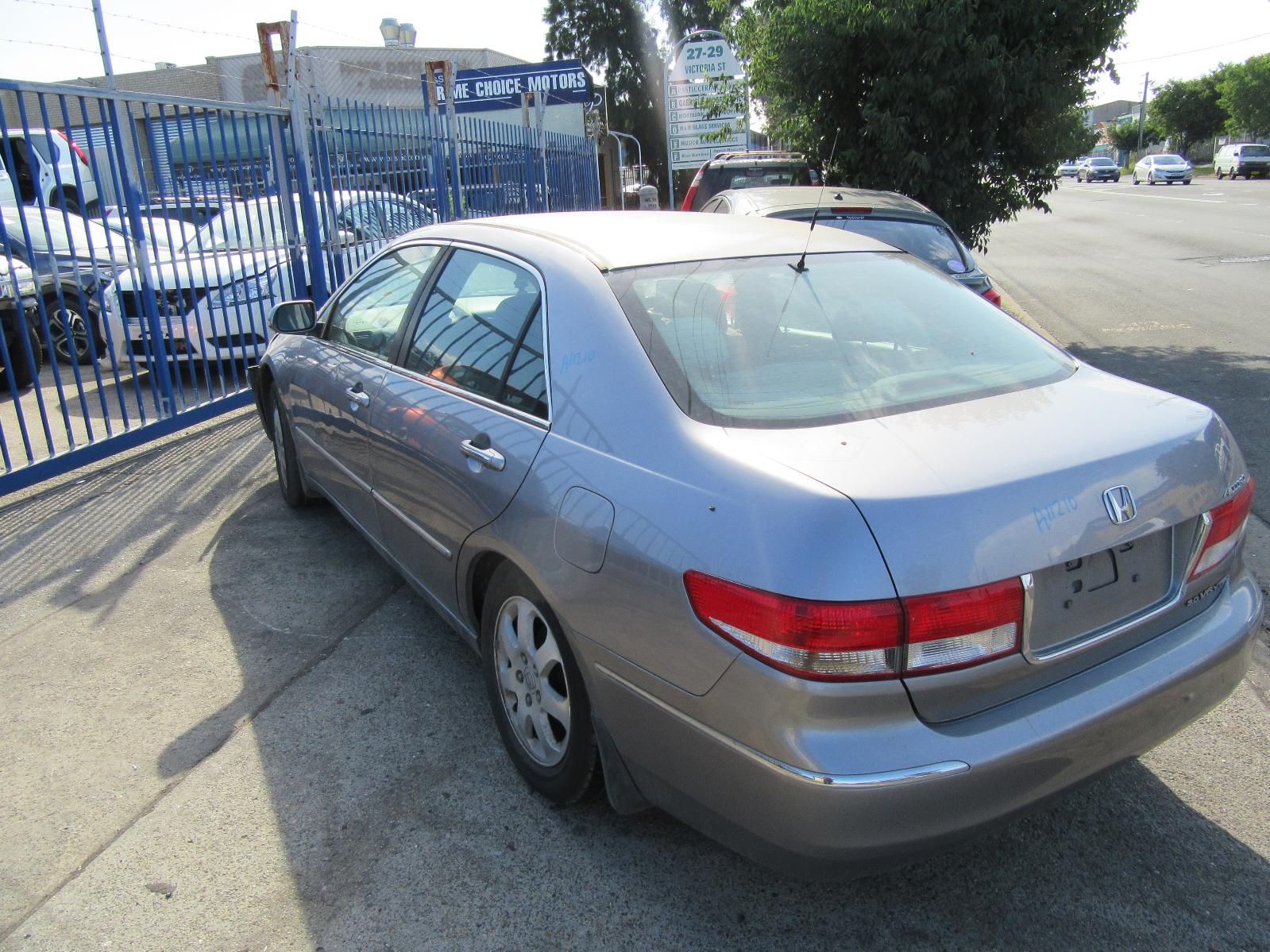 View Auto part Left Taillight Honda Accord 2004