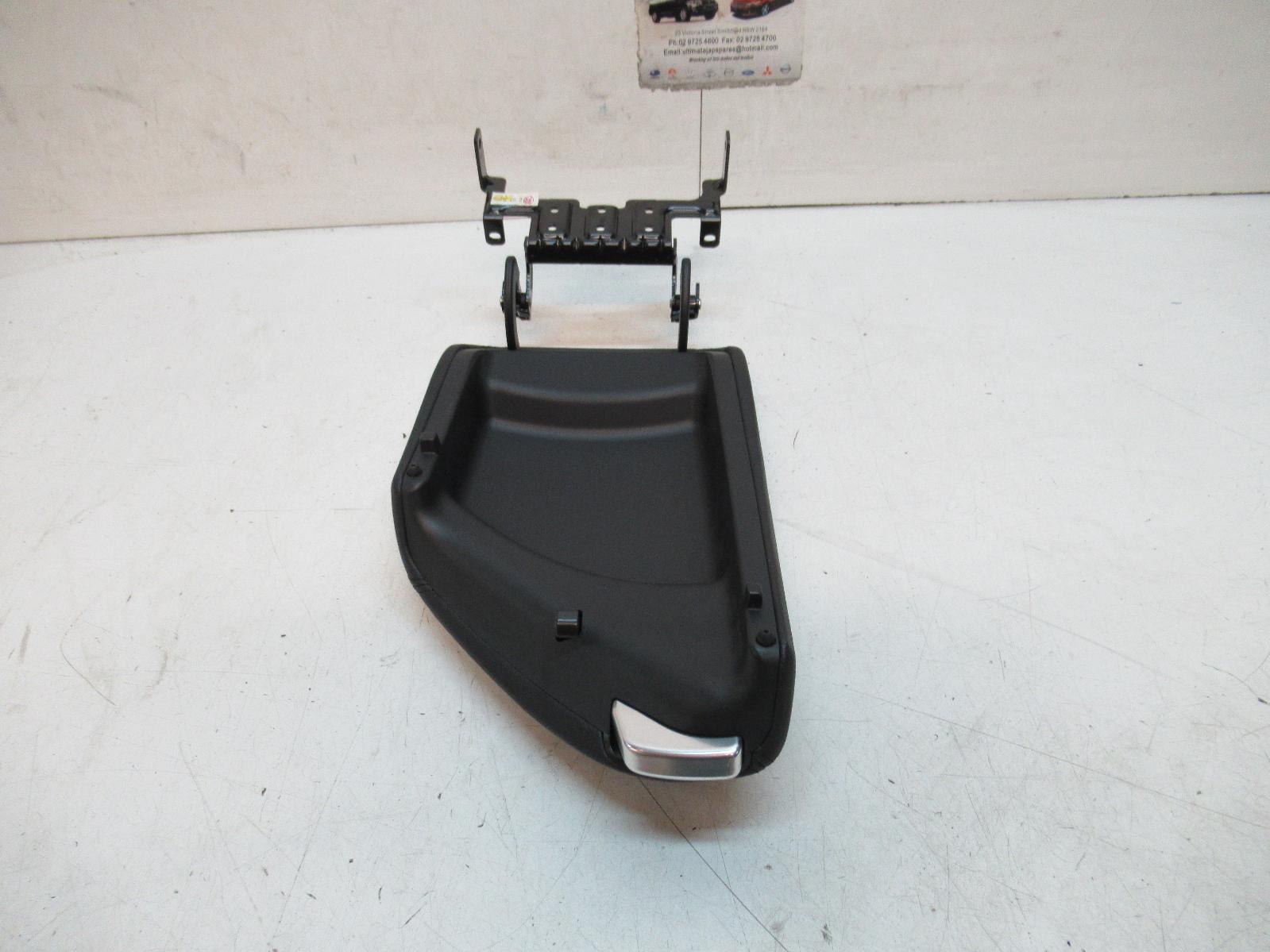 View Auto part Console Hyundai I40 2012