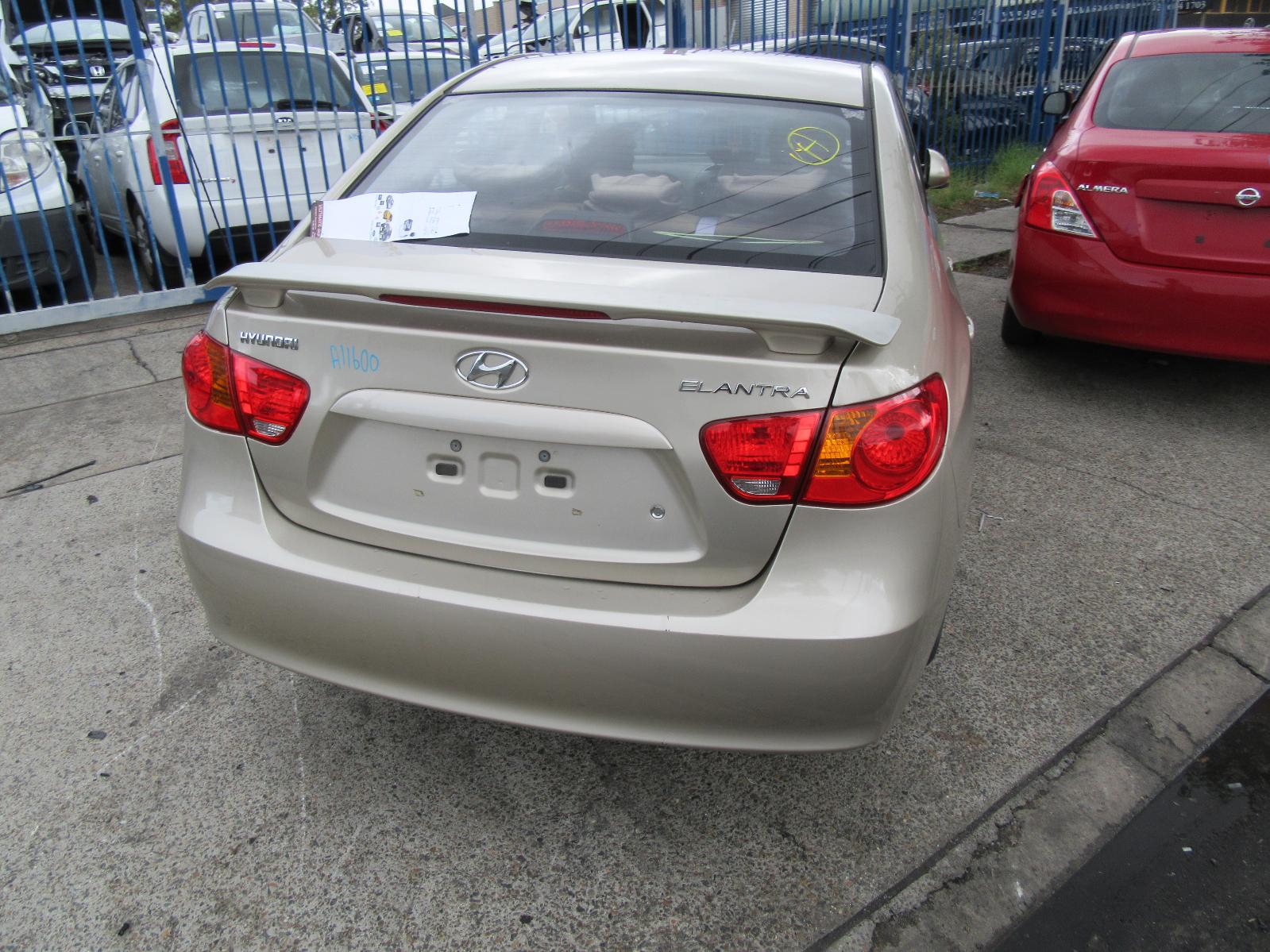 View Auto part Left Taillight Hyundai Elantra 2007