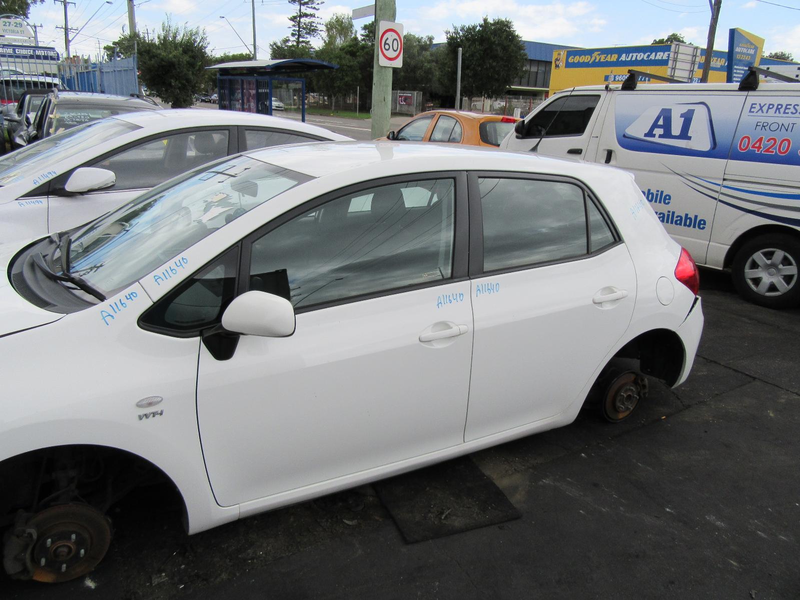 View Auto part Airbag Module/Sensor Toyota Corolla 2008