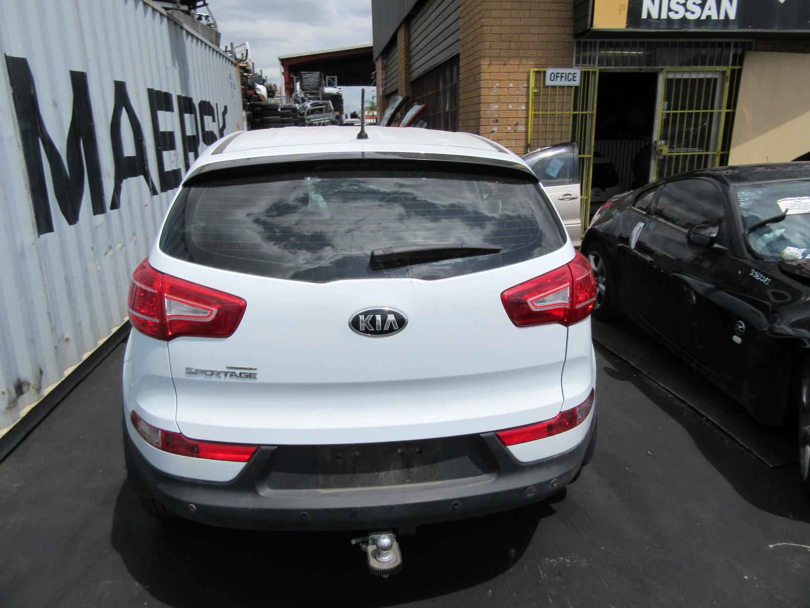 View Auto part Right Taillight Kia Sportage 2014