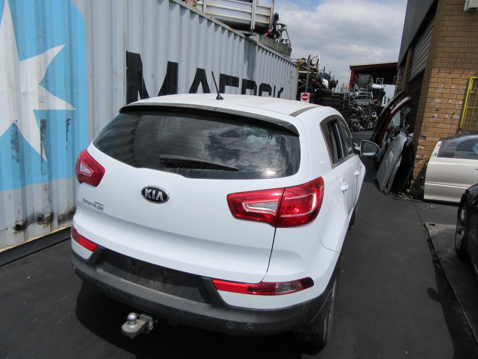 View Auto part Right Taillight Kia Sportage 2014