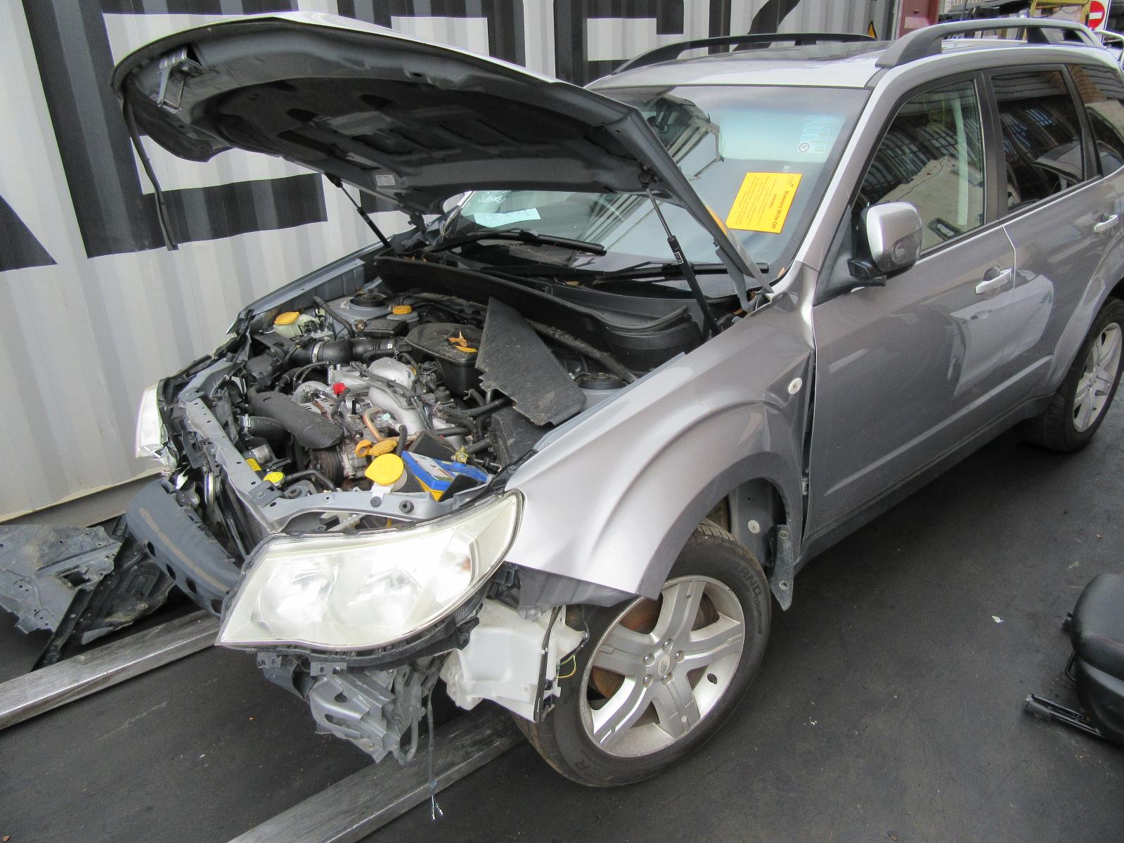 View Auto part Right Front Window Reg/Motor Subaru Forester 2009