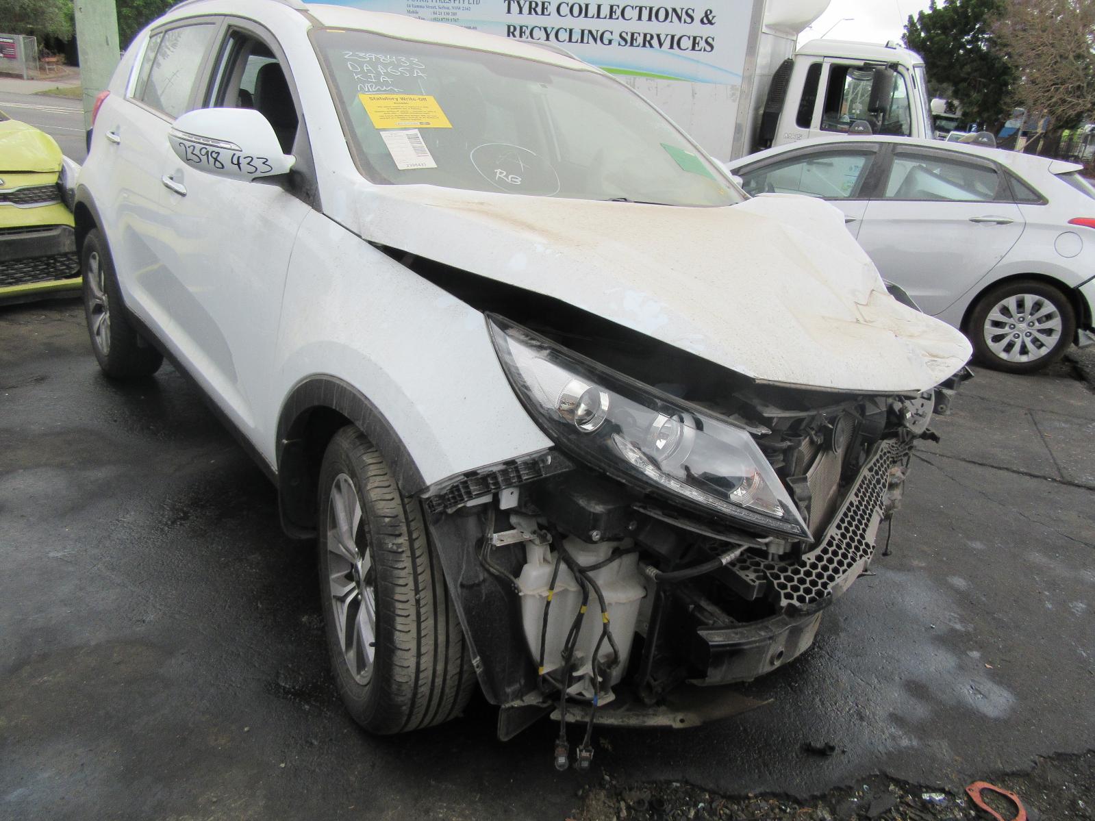 View Auto part Right Taillight Kia Sportage 2015
