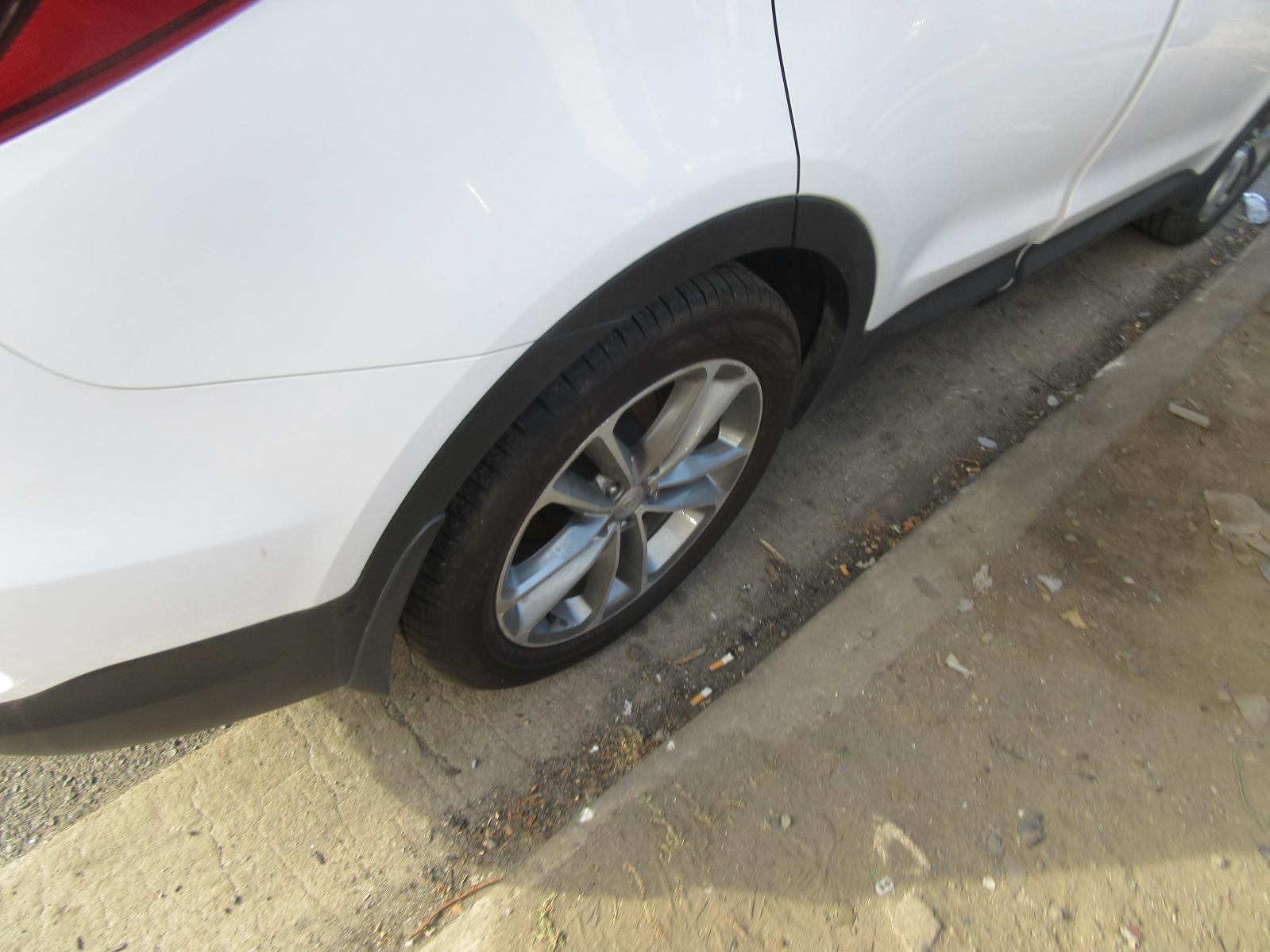 View Auto part Right Taillight Hyundai Santa Fe 2016