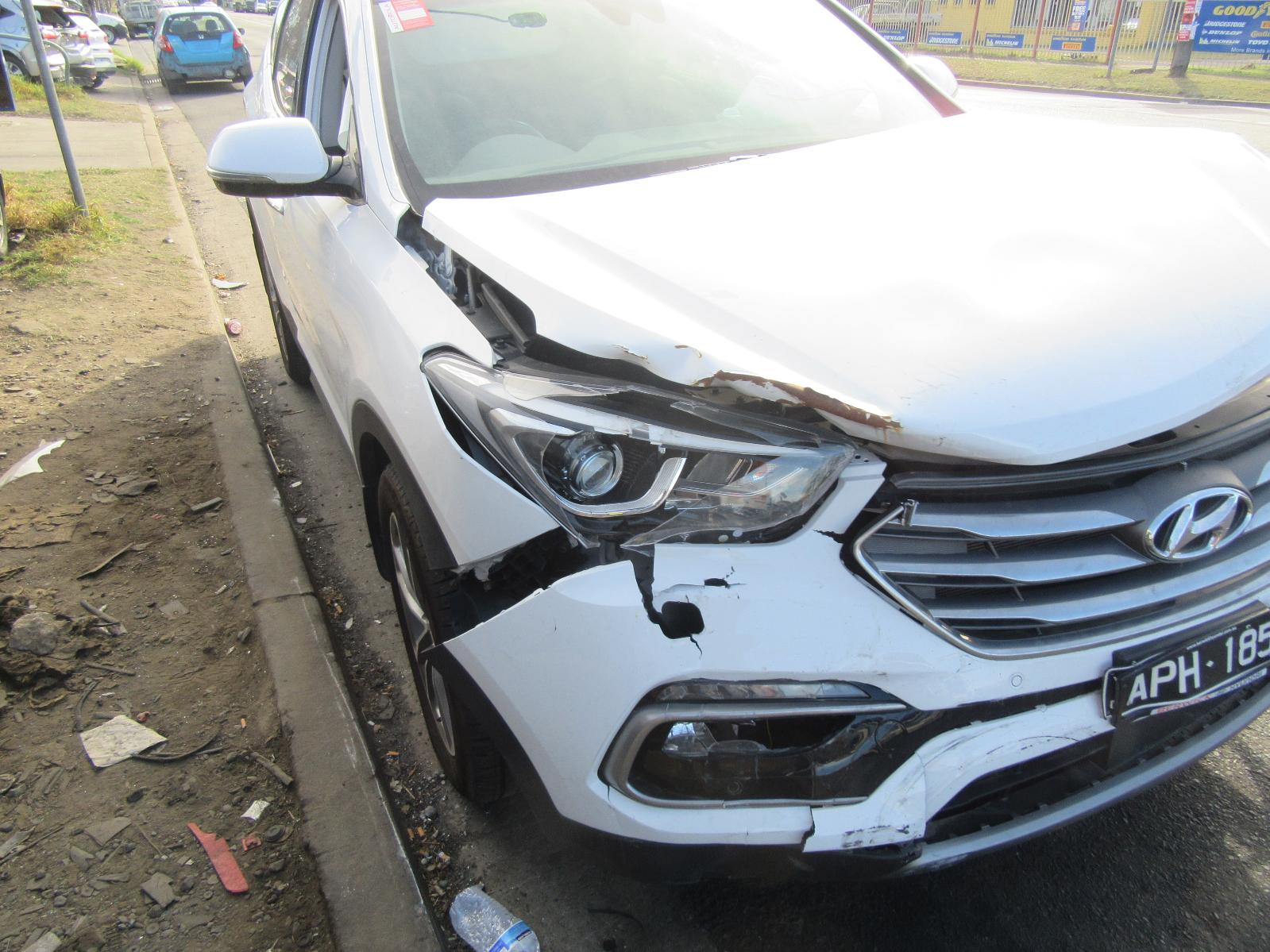 View Auto part Right Taillight Hyundai Santa Fe 2016