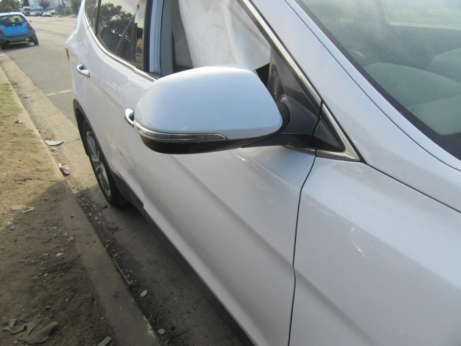 View Auto part Right Taillight Hyundai Santa Fe 2016
