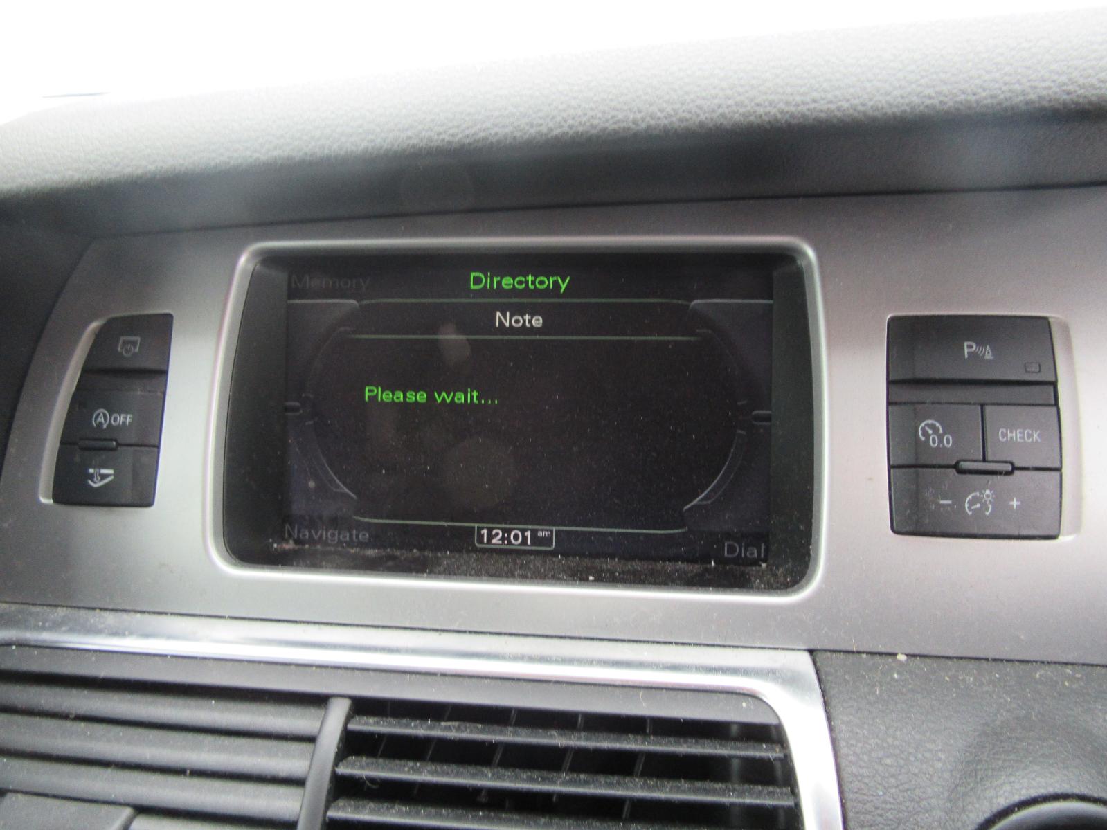 View Auto part Right Front Door Window Audi Q7 2010