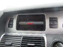 View Auto part Right Front Door Window Audi Q7 2010