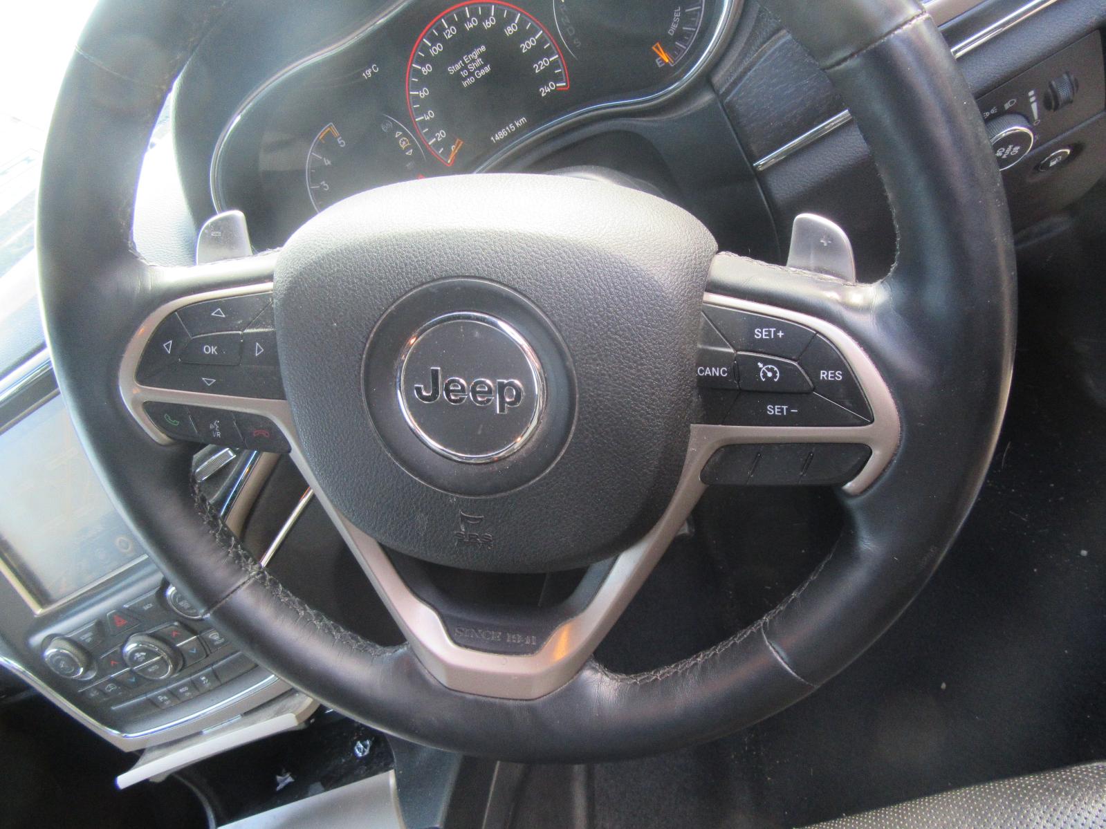 View Auto part Right Door Mirror Jeep Grandcherokee 2013