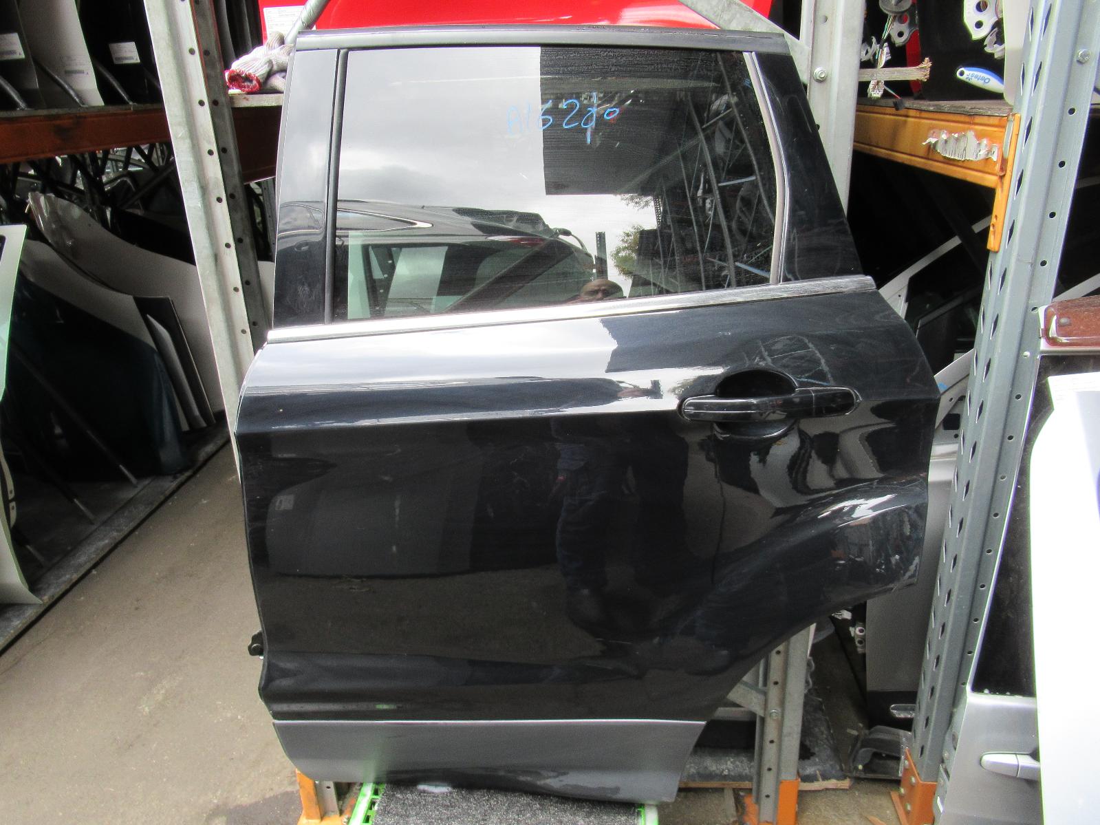 View Auto part Left Rear Door/Sliding Ford Kuga 2013
