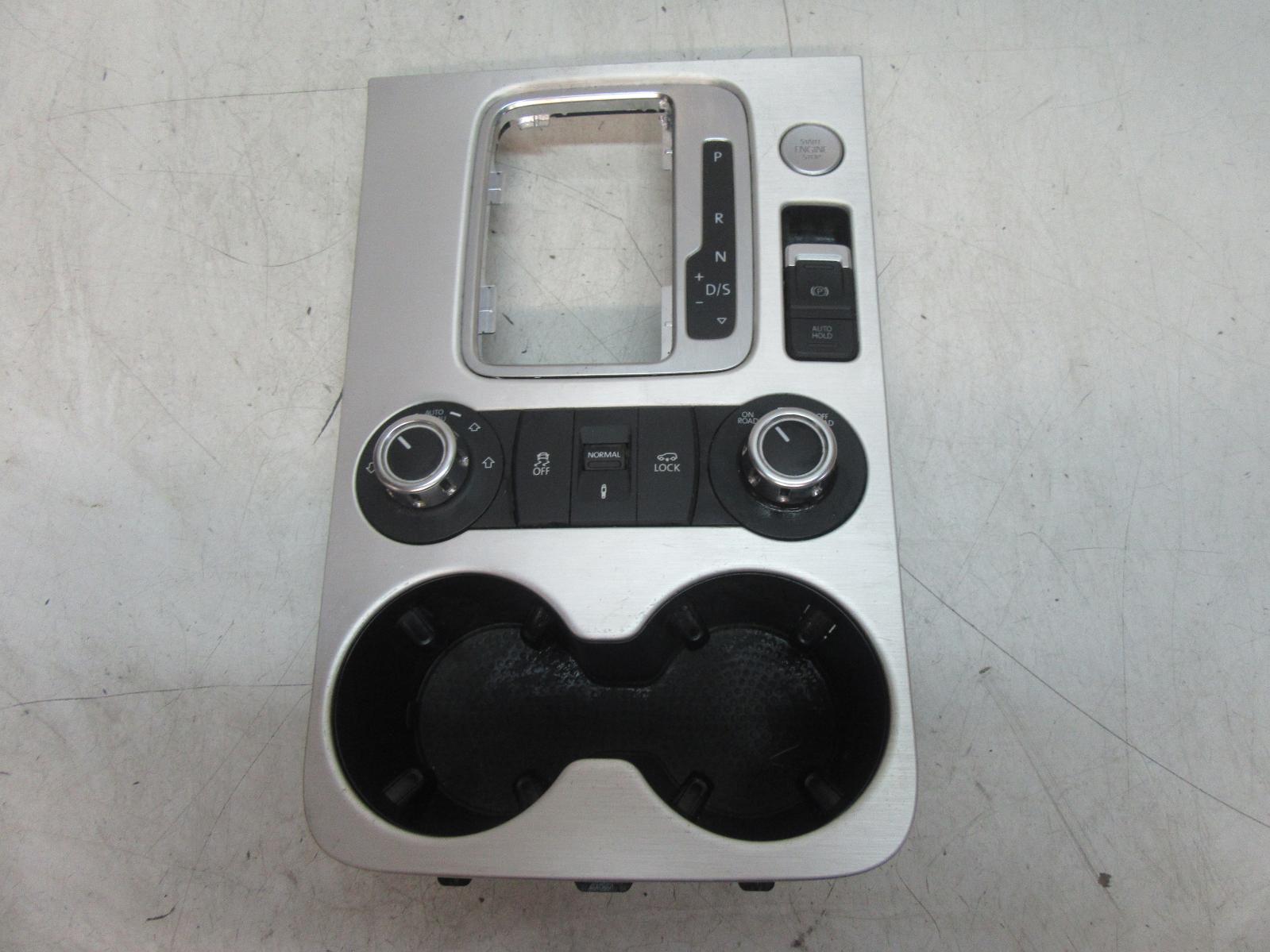 View Auto part Misc Volkswagen Touareg 2013