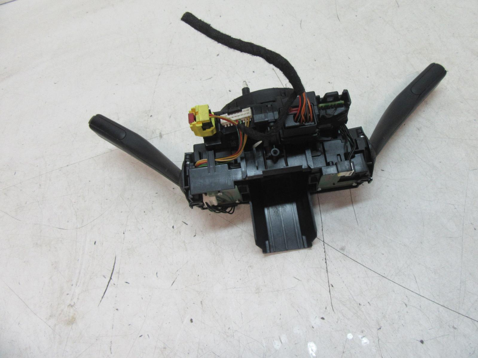 View Auto part Combination Switch Volkswagen Golf 2011