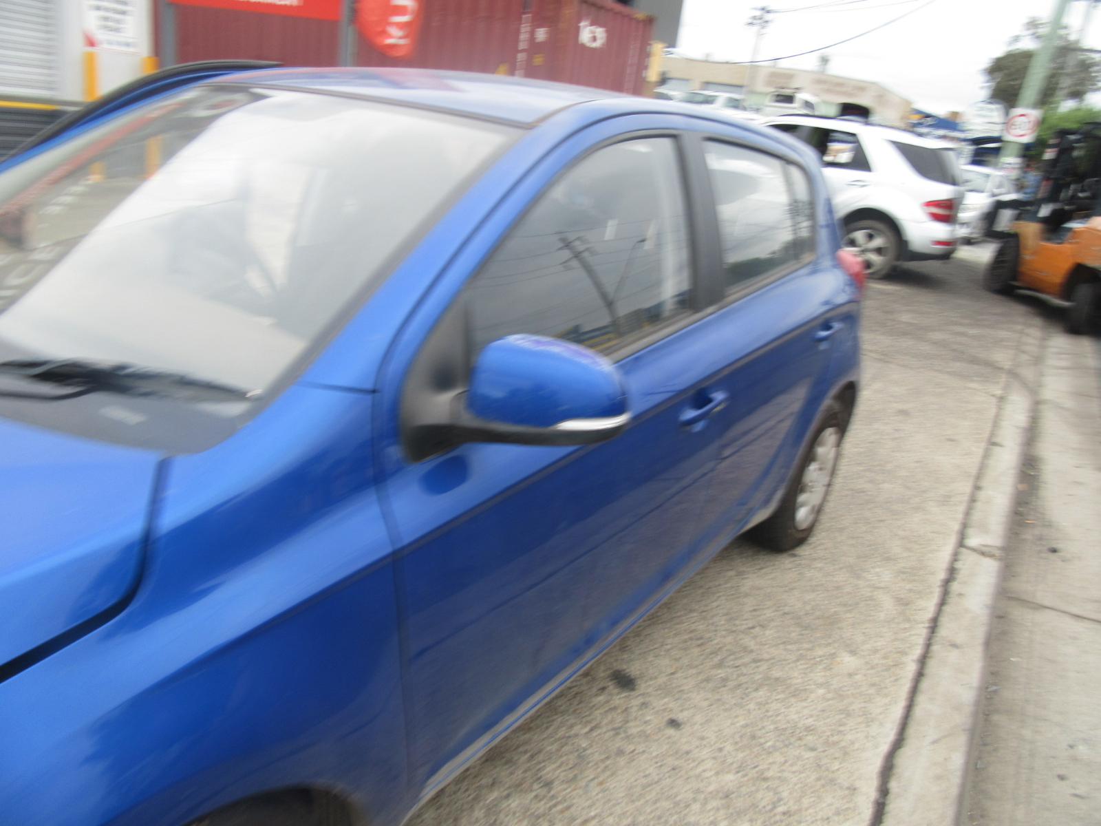View Auto part Left Guard Hyundai I20 2013