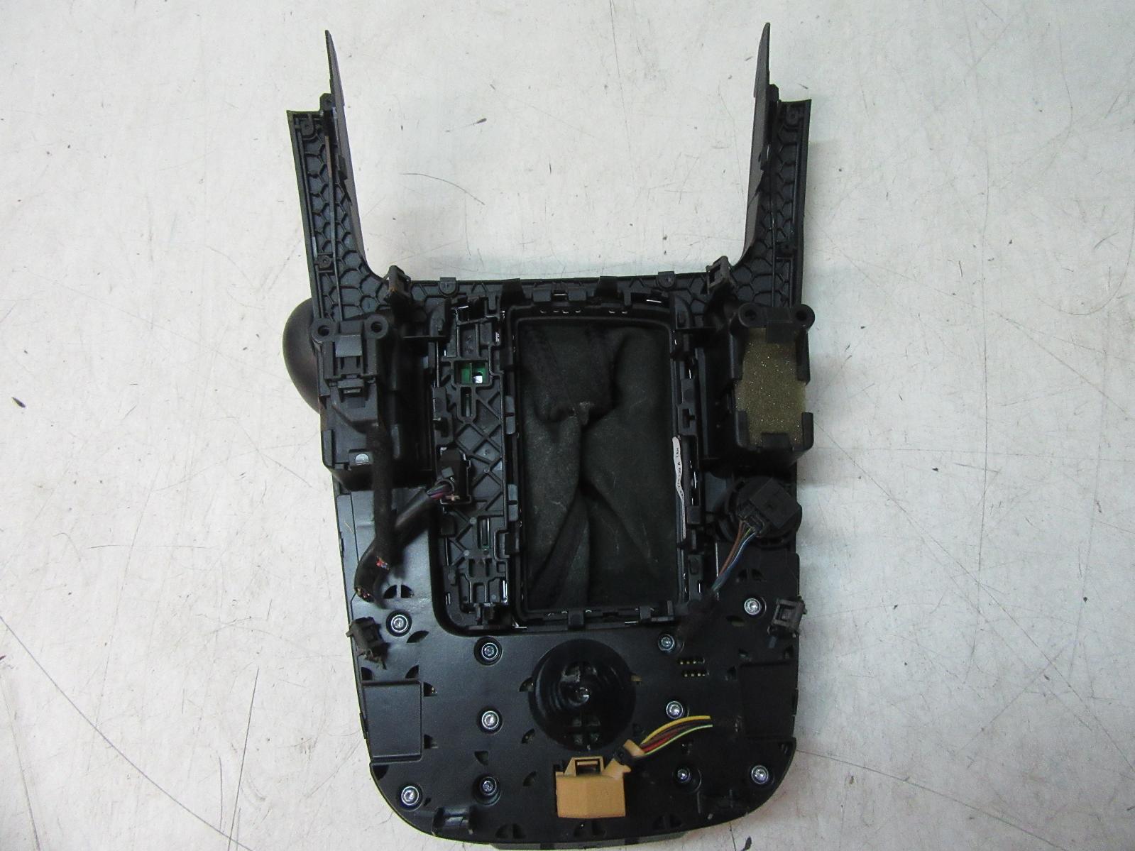 View Auto part Gear Stick/Shifter Audi A4 2009