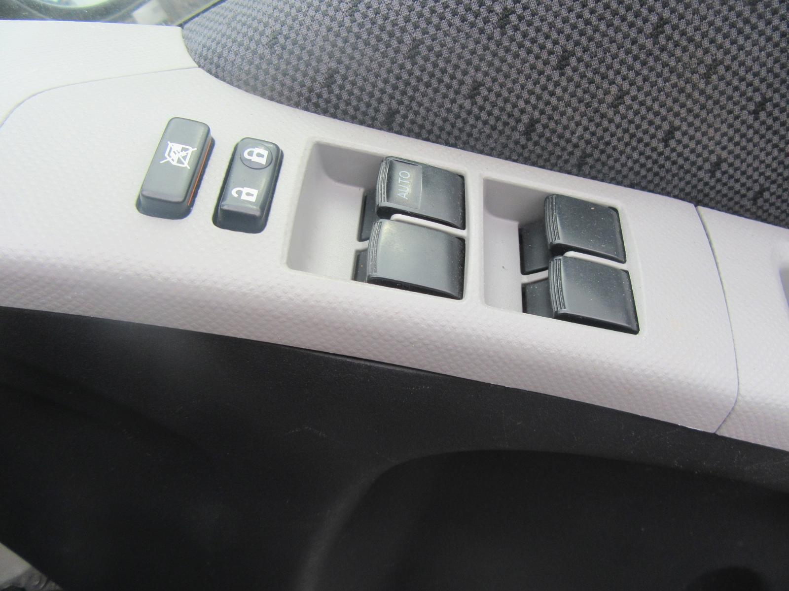 View Auto part Airbag Module/Sensor Toyota Yaris 2008