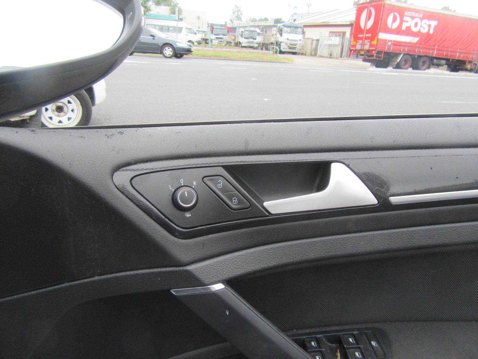 View Auto part Right Rear Door Sliding Volkswagen Golf 2013