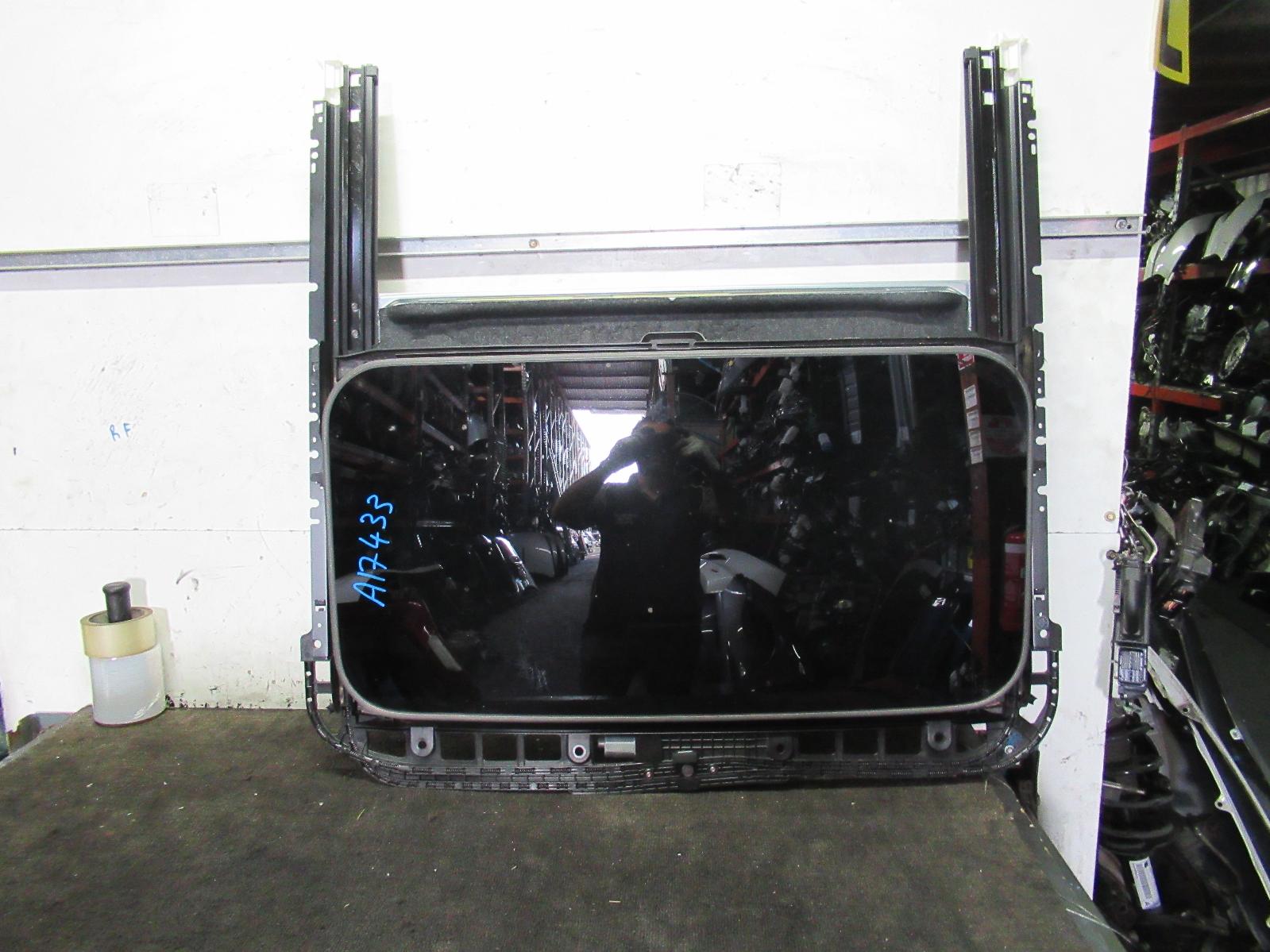 View Auto part Roof Glass/Sunroof/T Mazda Cx9 2017