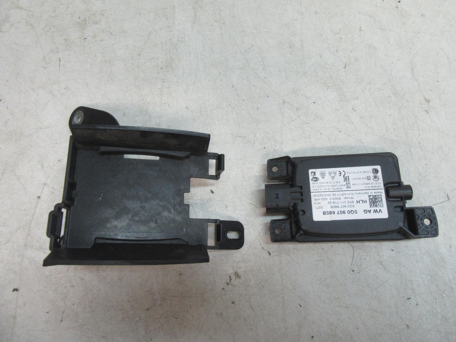 View Auto part Misc Volkswagen Golf 2016