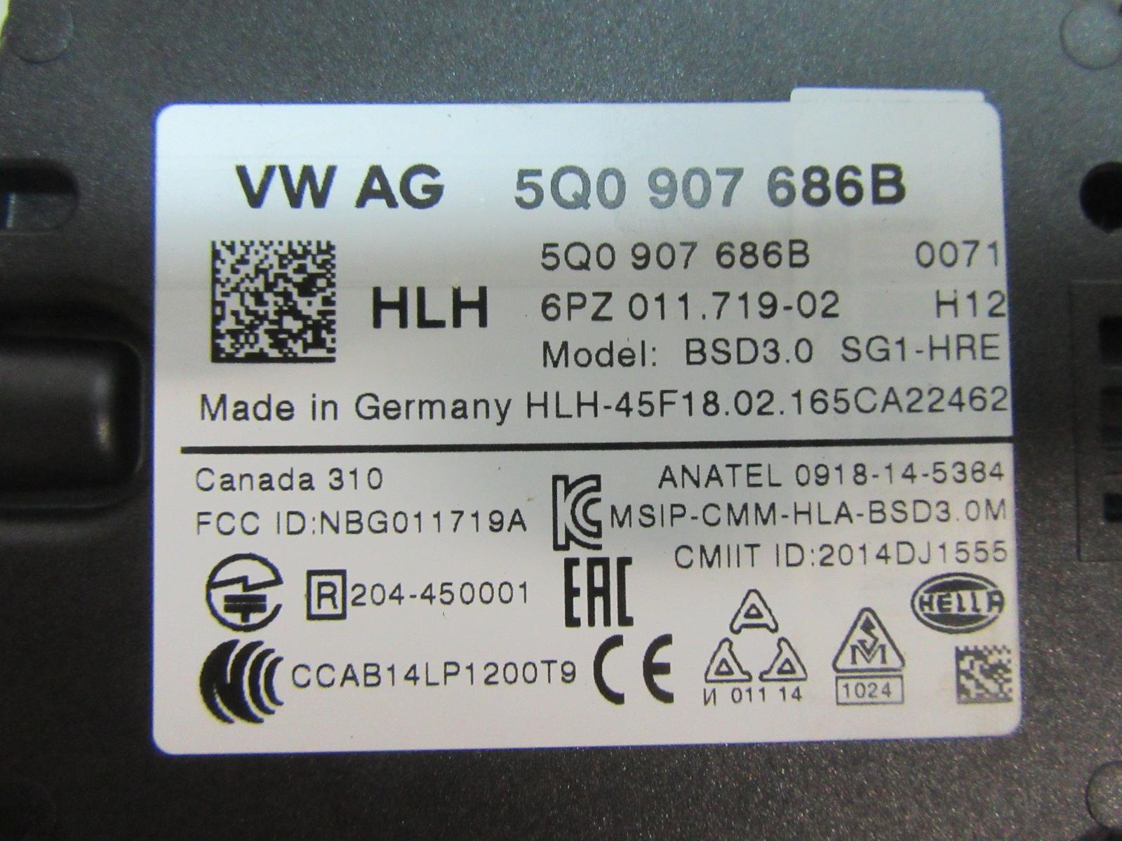 View Auto part Misc Volkswagen Golf 2016