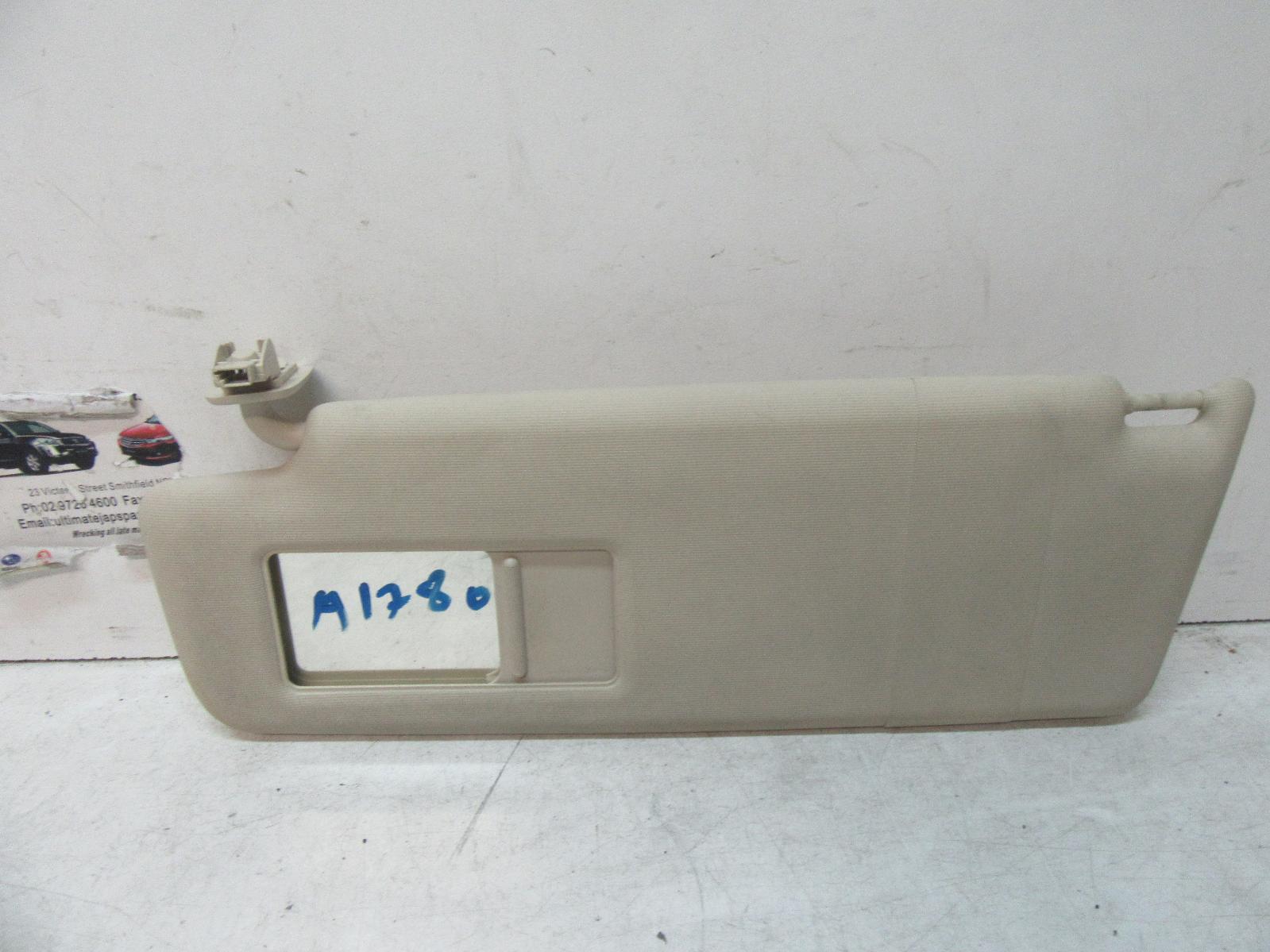 View Auto part Sunvisor Volkswagen Tiguan 2009