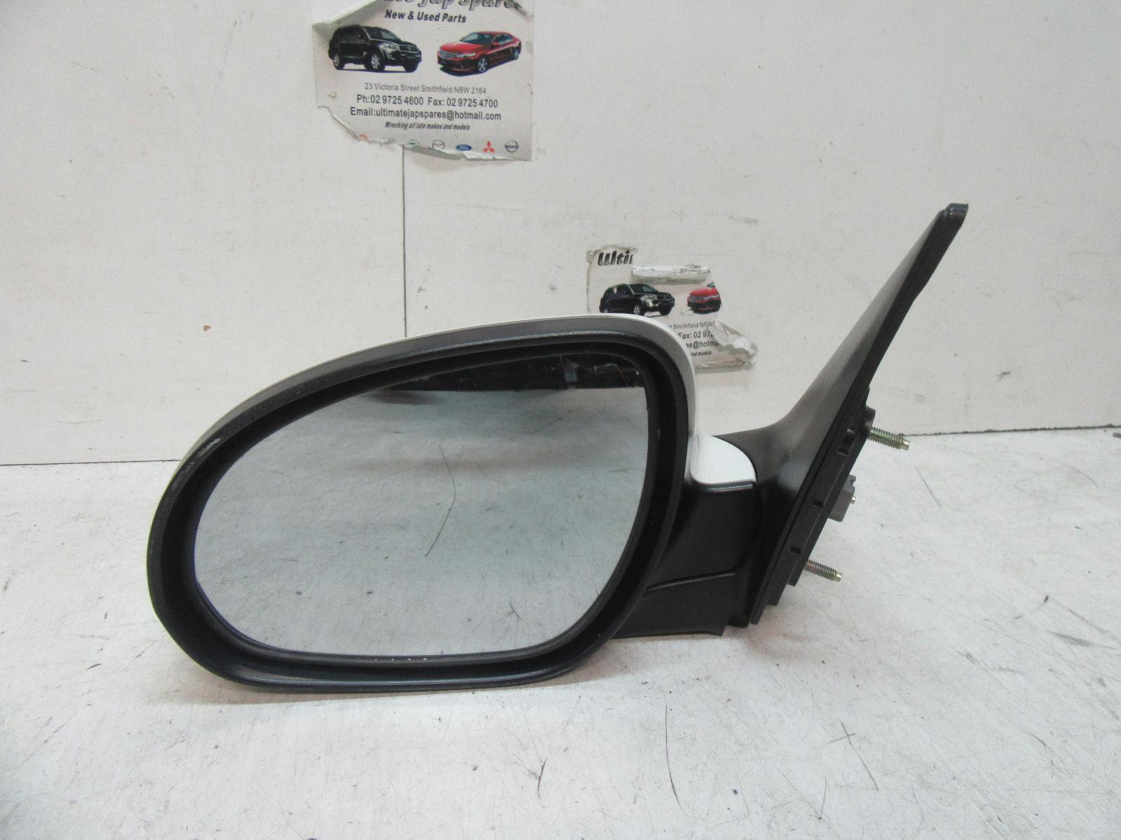 View Auto part Left Door Mirror Hyundai I30 2010