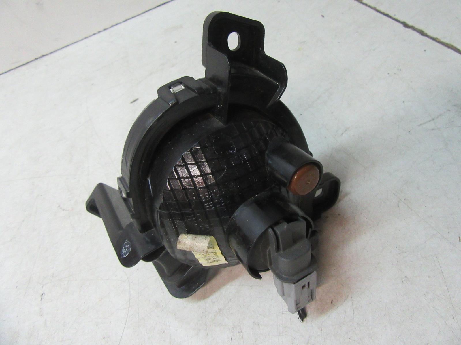 View Auto part Right Indicator/Fog/Side Kia Rio 2018